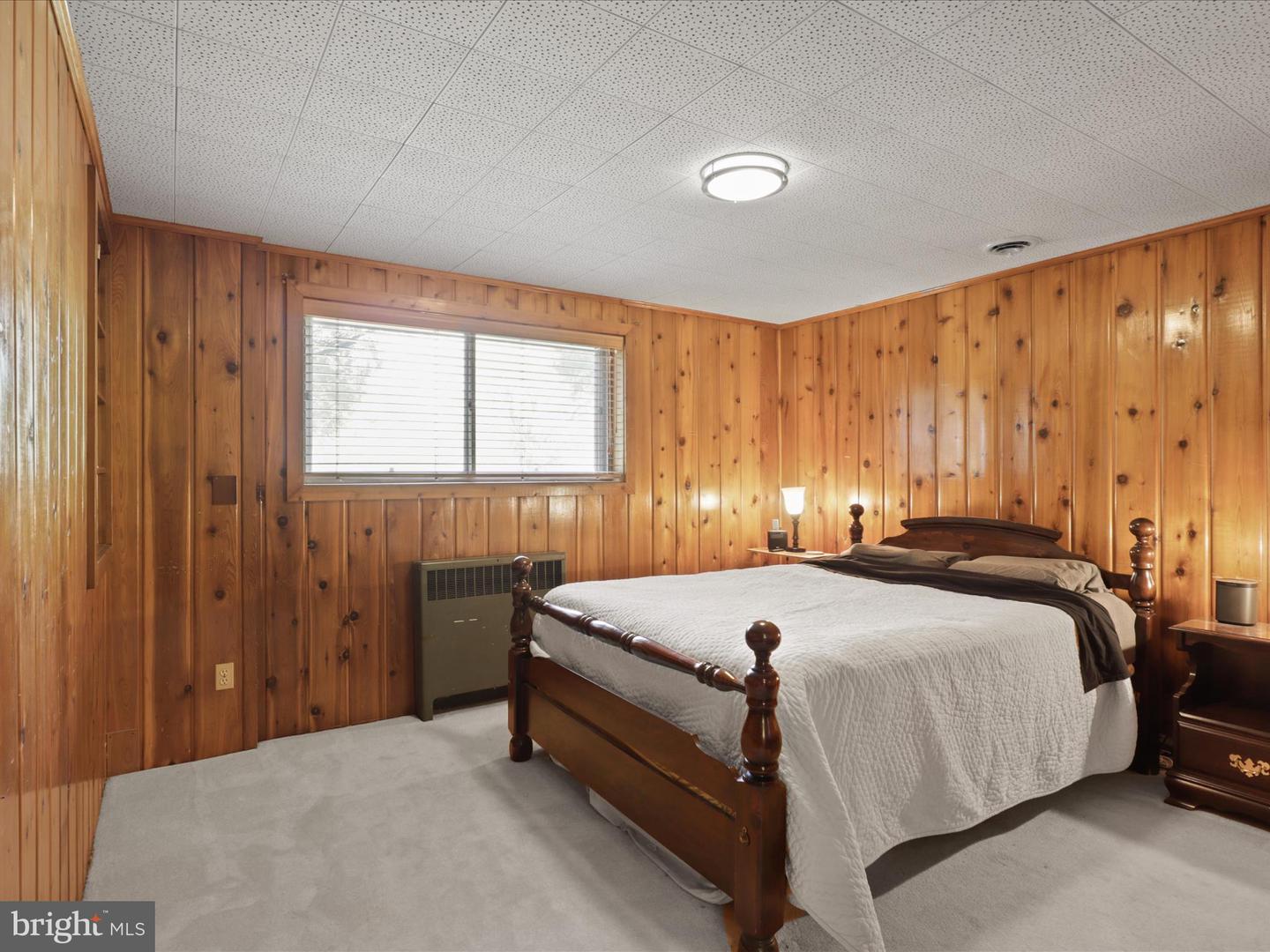 1952 Donna Ln