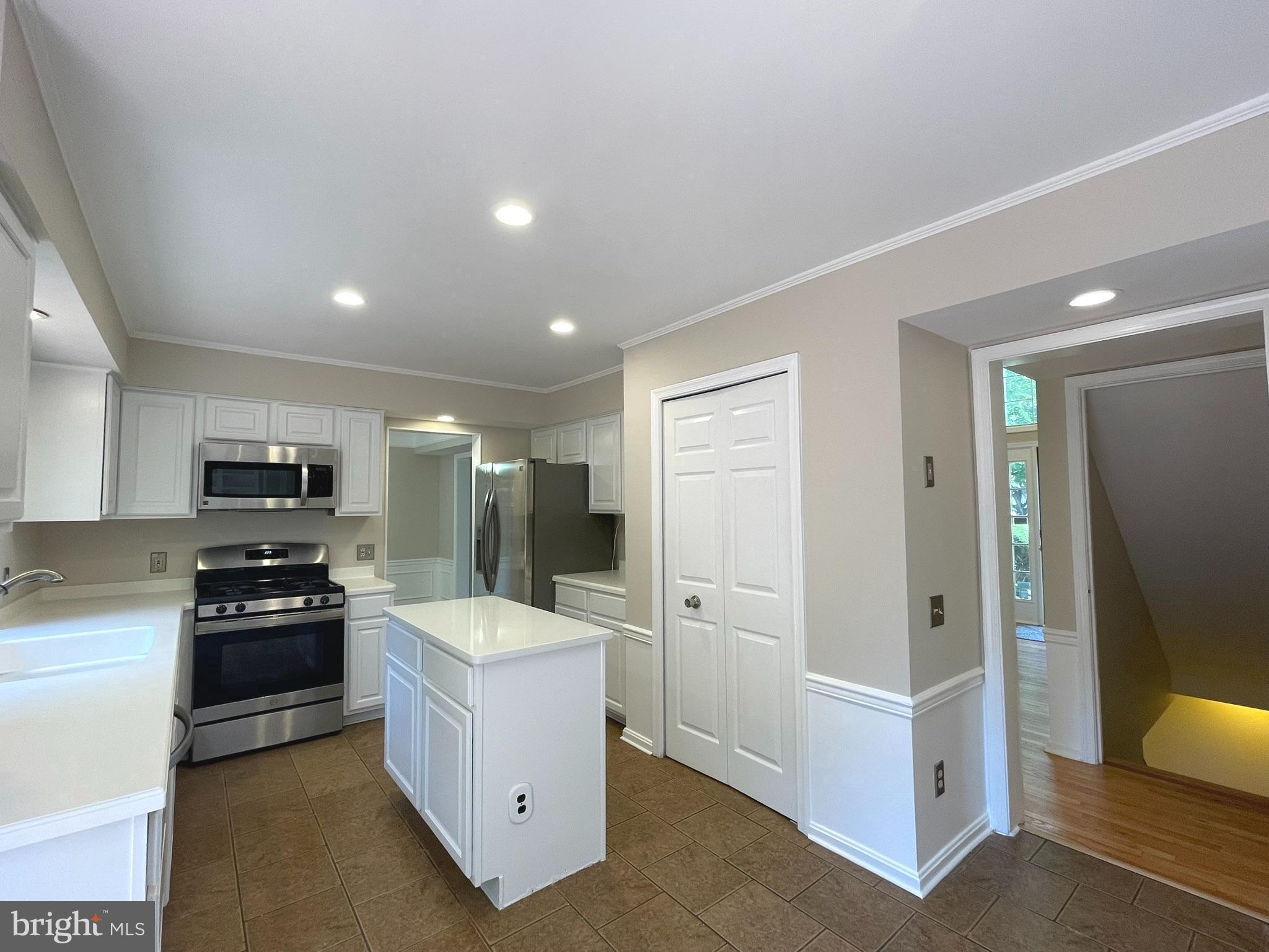 2869 Chevoit Hill Ct