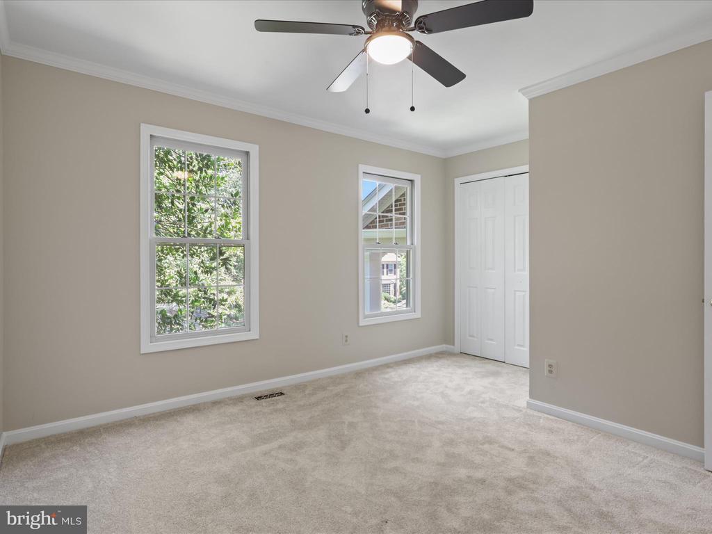 2869 Chevoit Hill Ct