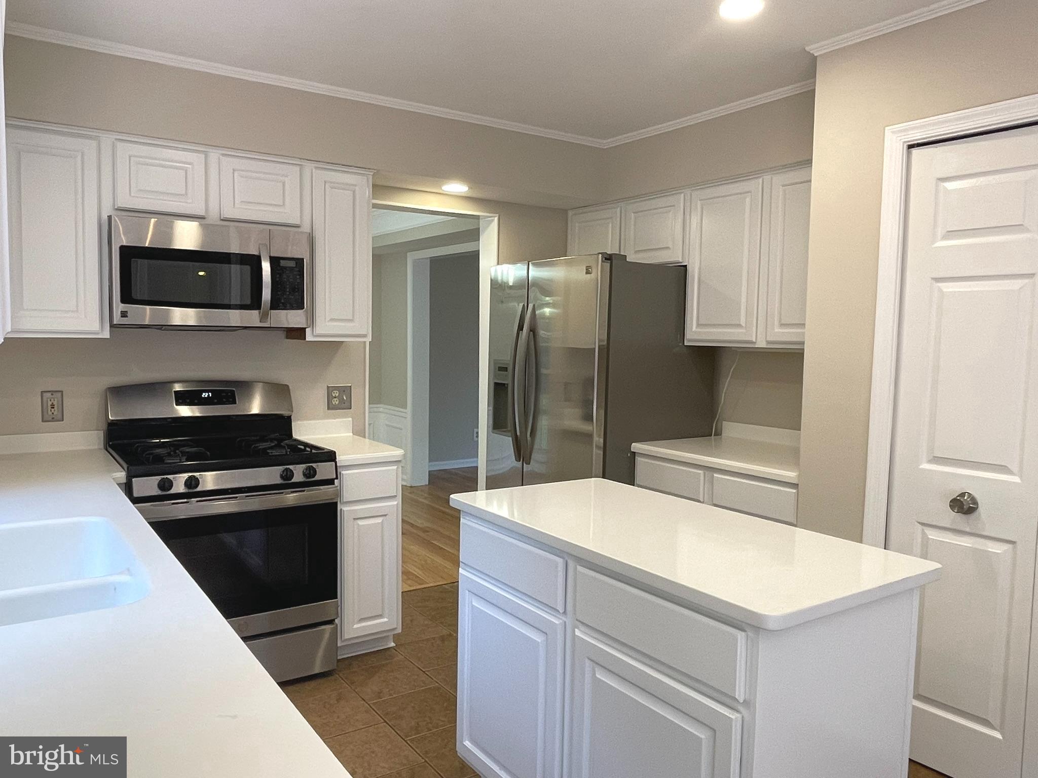 2869 Chevoit Hill Ct