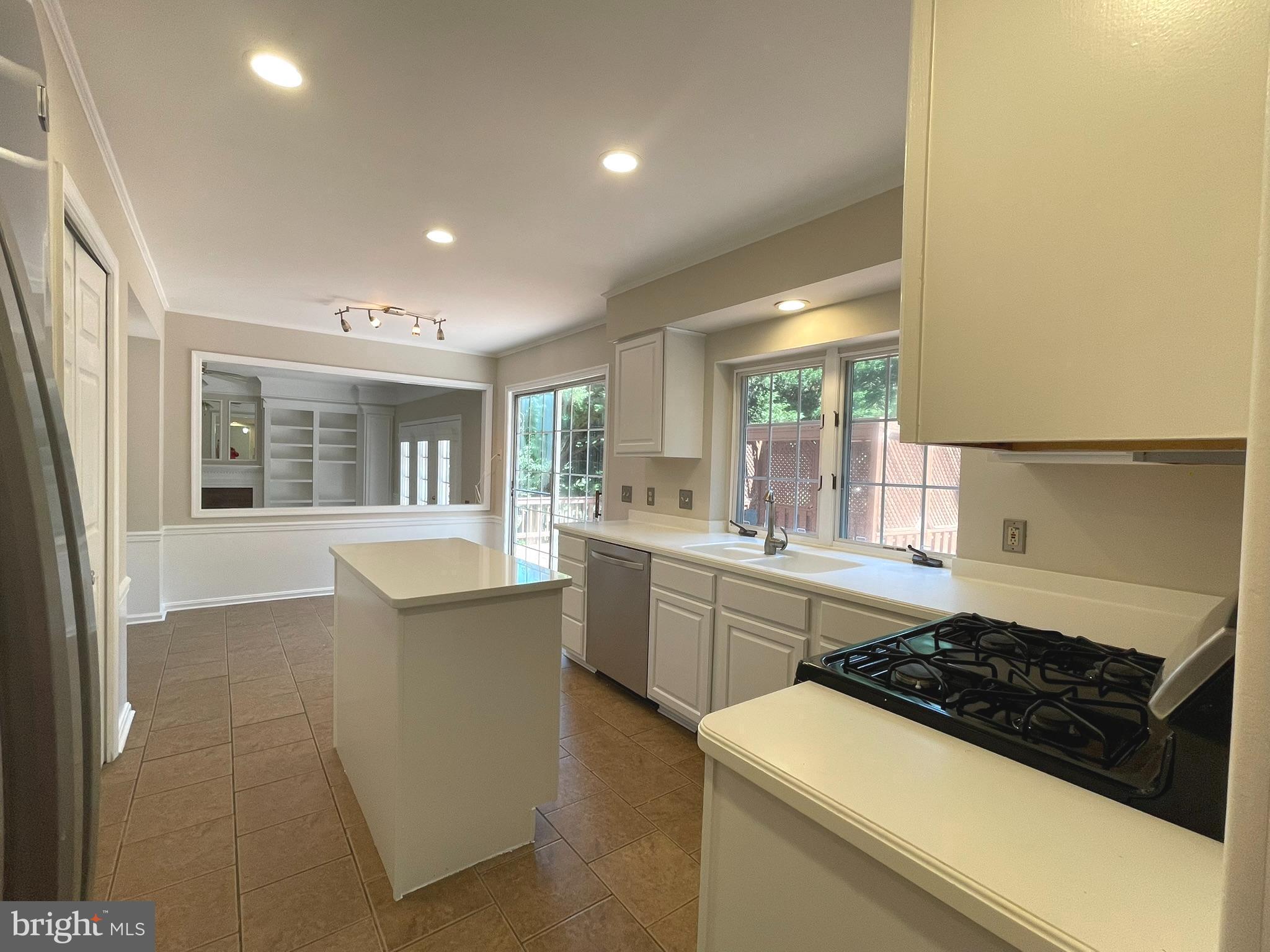 2869 Chevoit Hill Ct