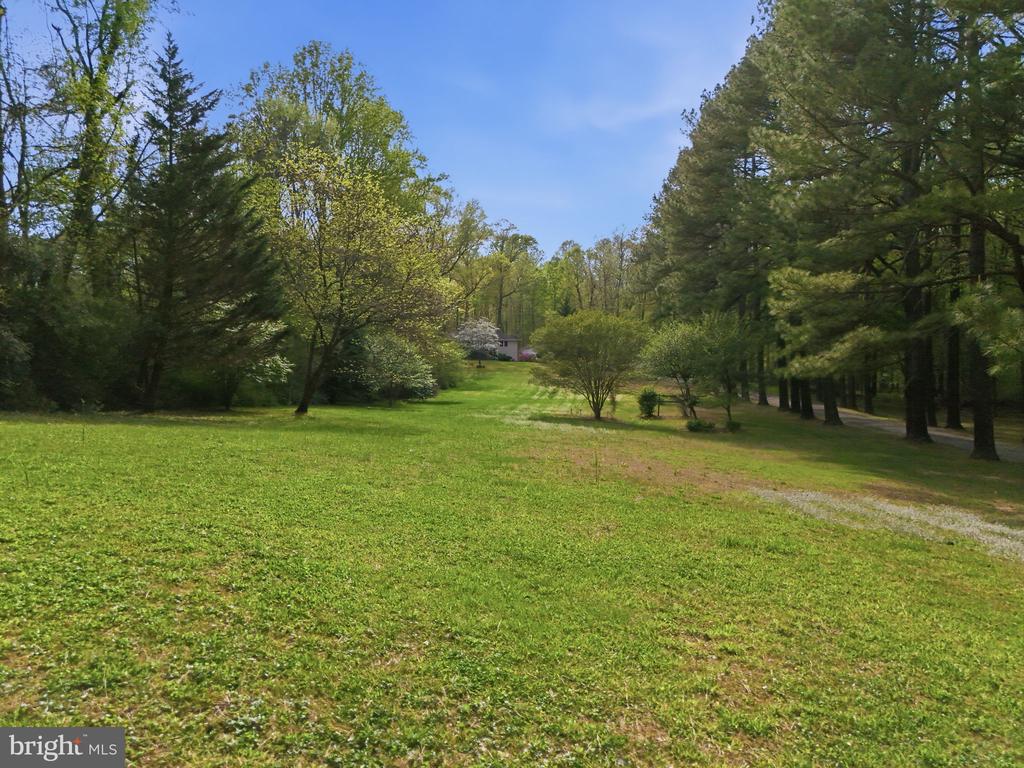10804 LAKE JACKSON DRIVE
