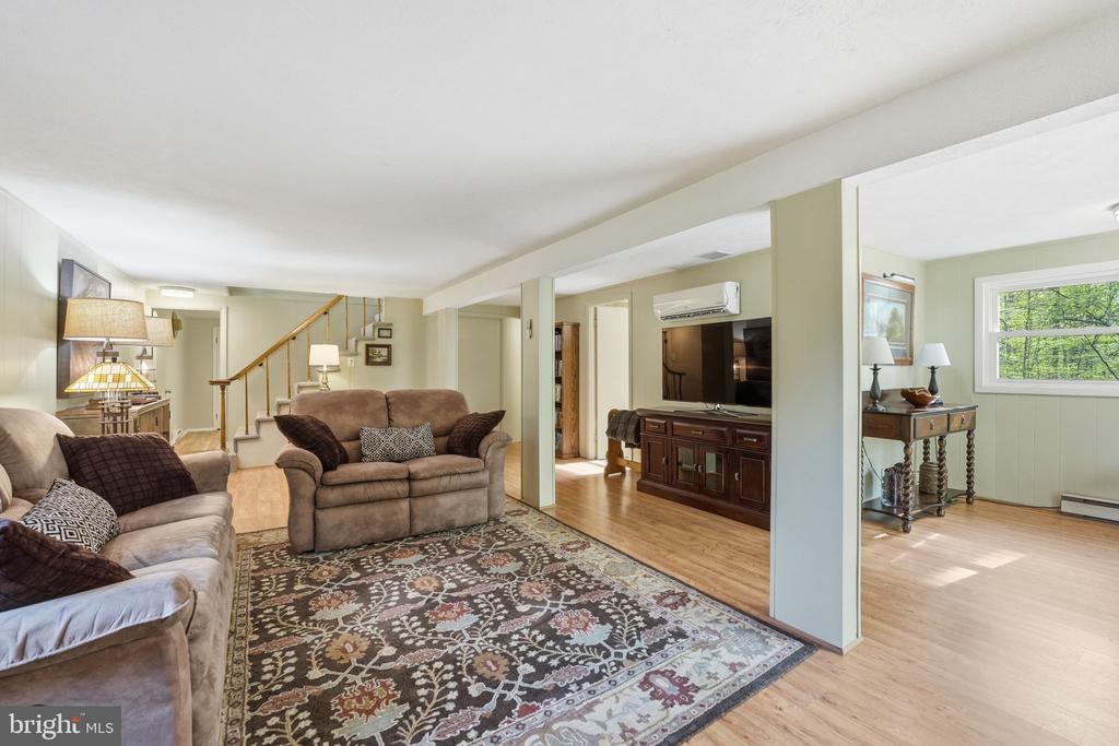 10804 LAKE JACKSON DRIVE