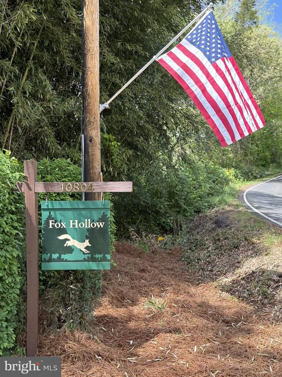 10804 LAKE JACKSON DRIVE