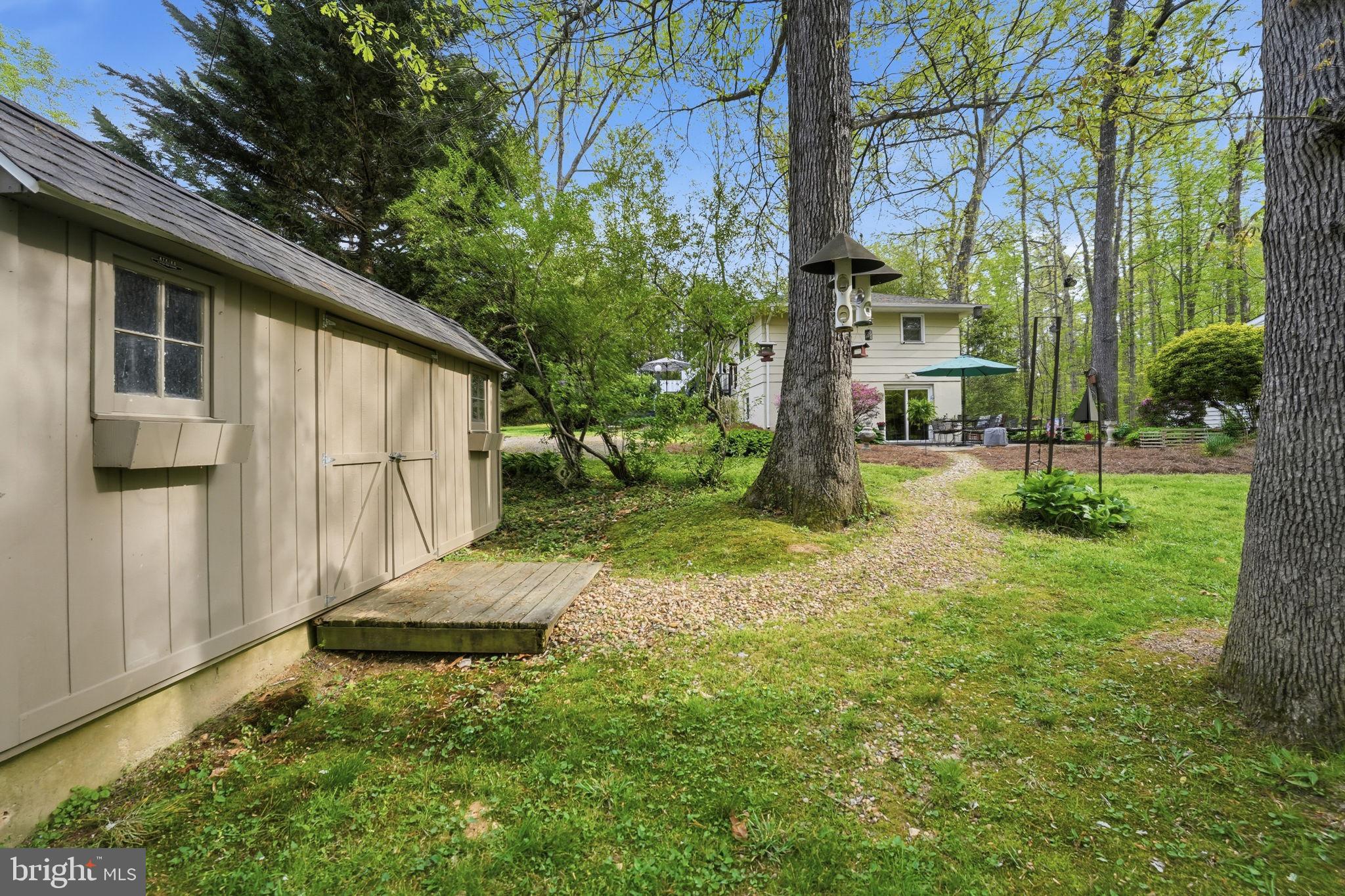 10804 LAKE JACKSON DRIVE