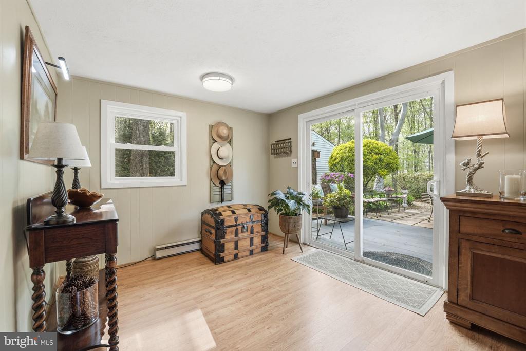 10804 LAKE JACKSON DRIVE