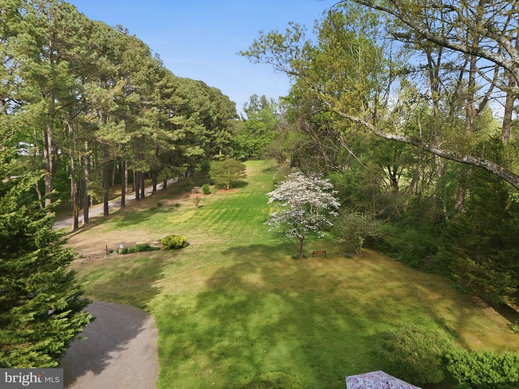 10804 LAKE JACKSON DRIVE