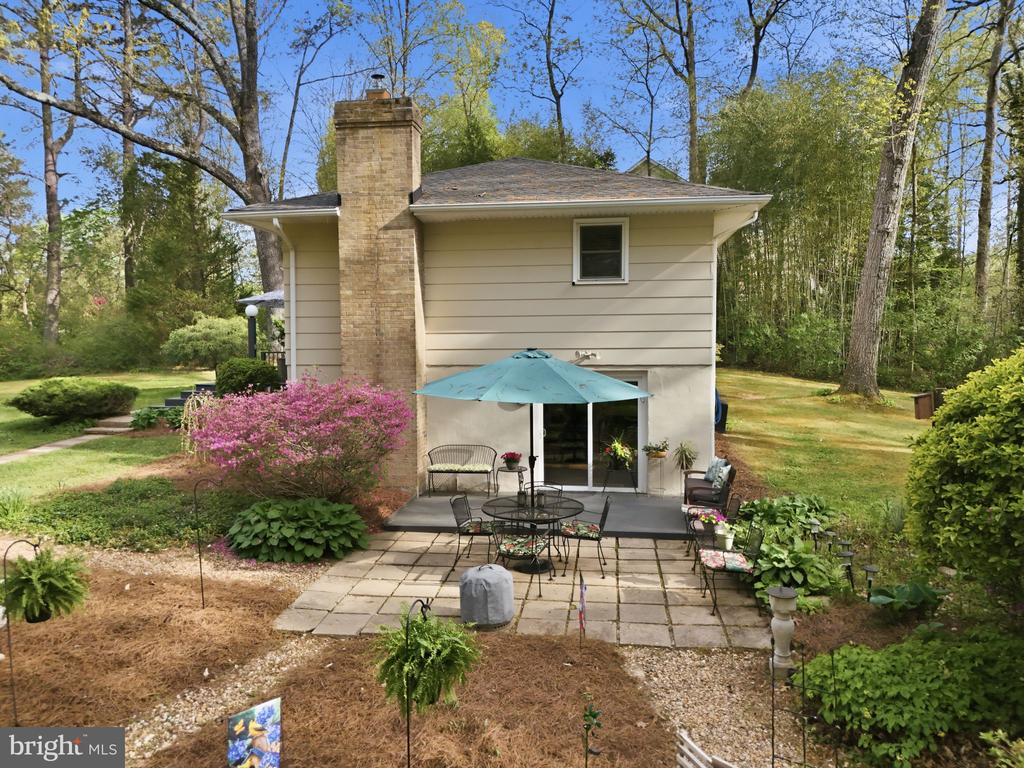 10804 LAKE JACKSON DRIVE