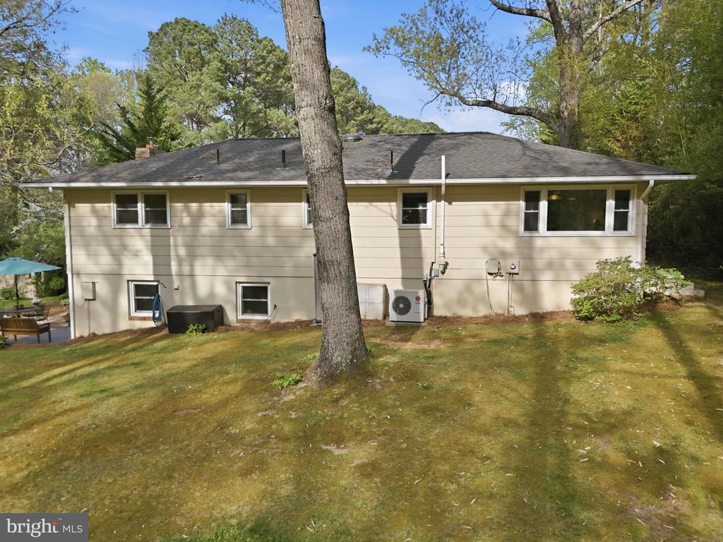 10804 LAKE JACKSON DRIVE