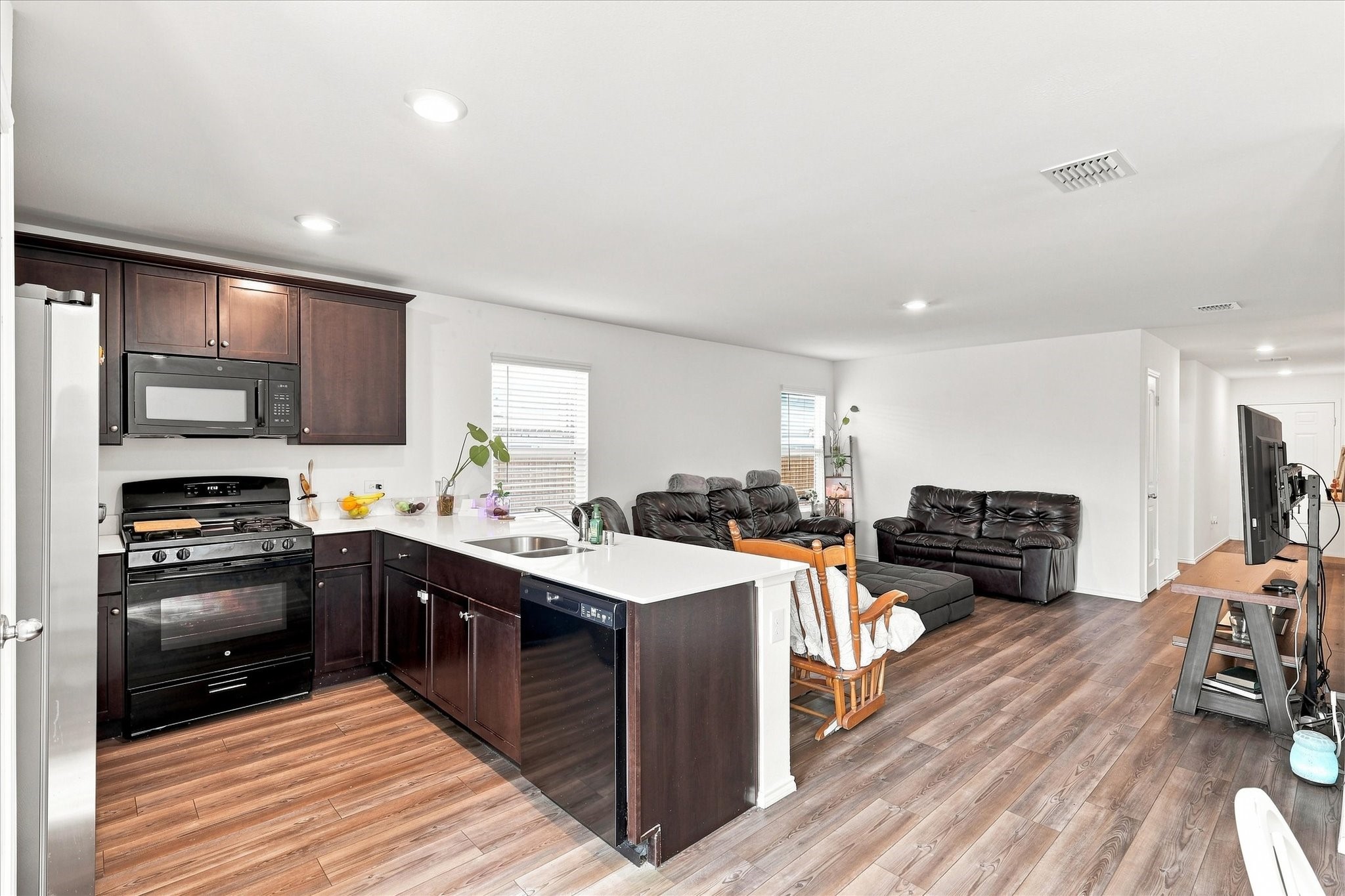 3948 Surrey Drive