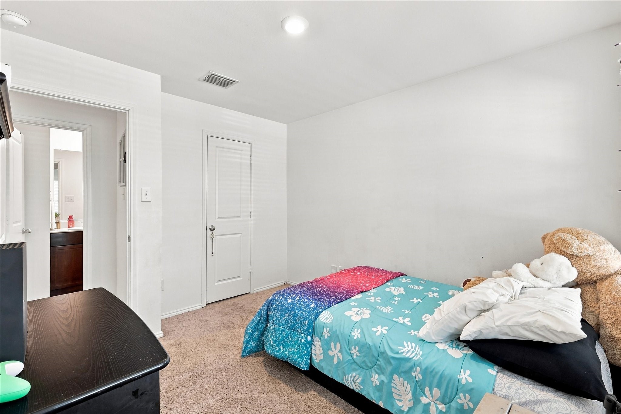 3948 Surrey Drive