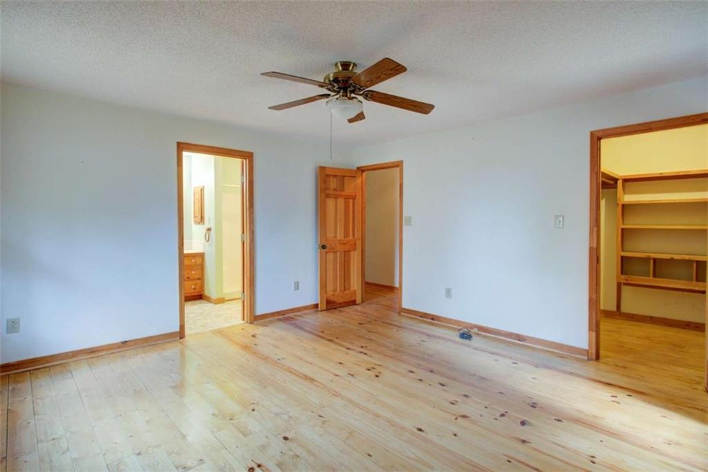 24 Kitchen Way