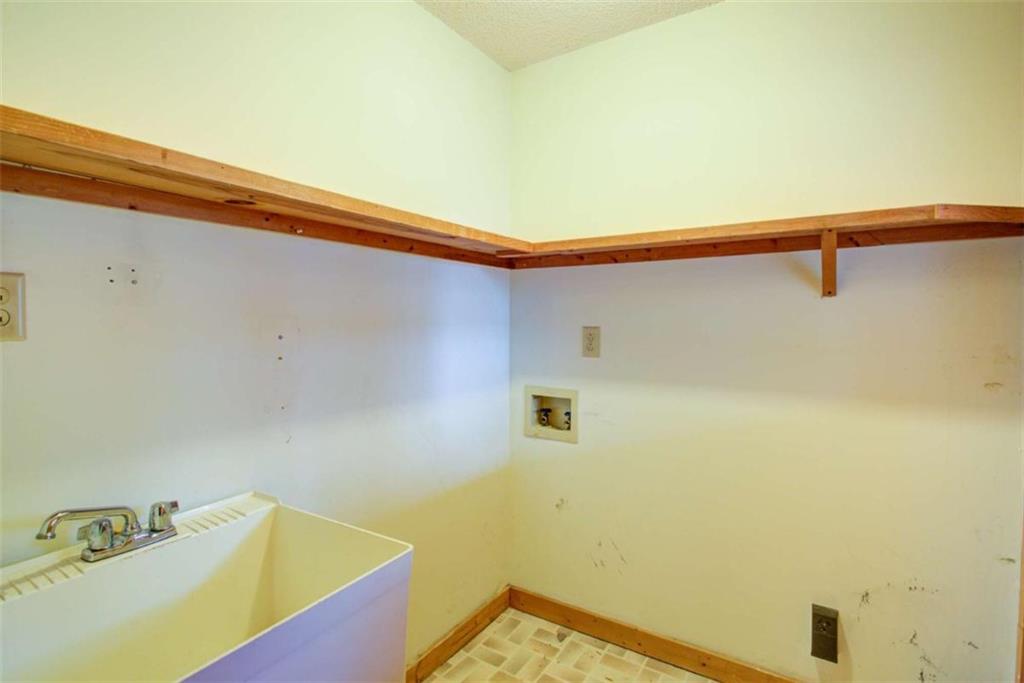 24 Kitchen Way
