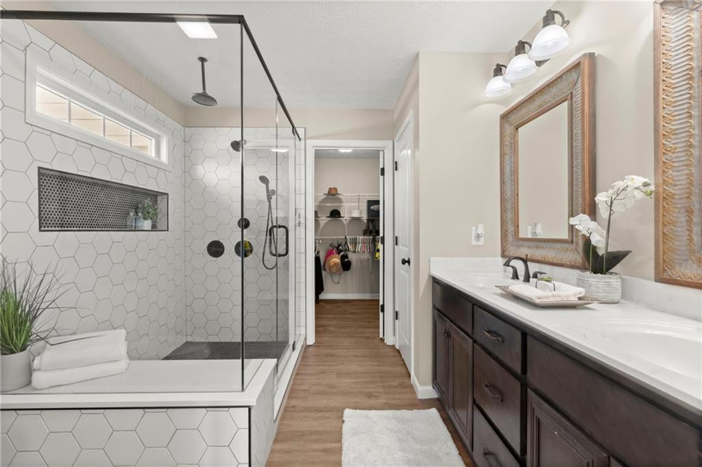 274 ETOWAH DOWNS Court