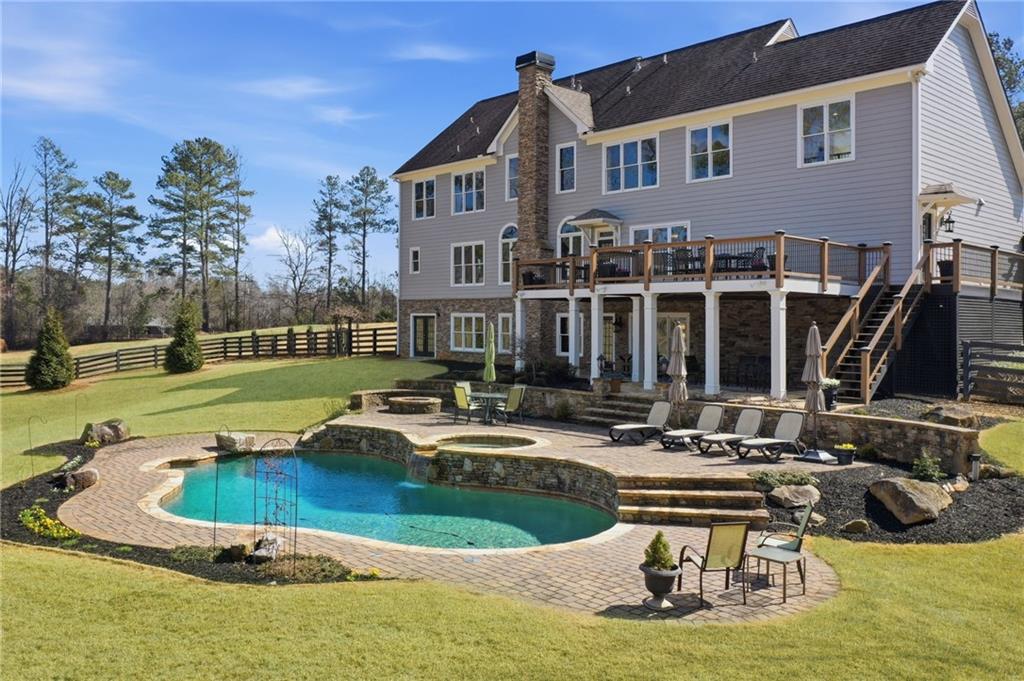 140 Woodmont Court