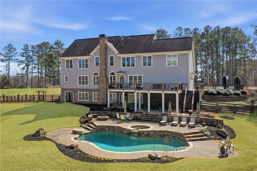 140 Woodmont Court
