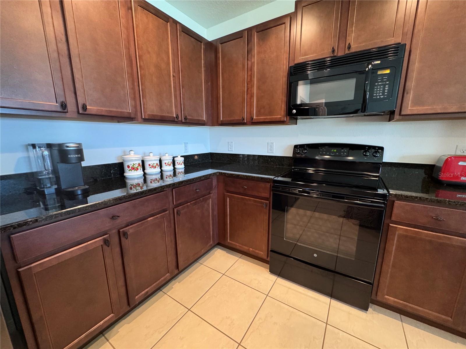 3711 BRIARWOOD ESTATES CIR