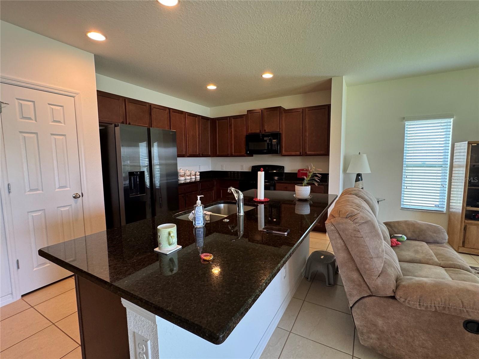 3711 BRIARWOOD ESTATES CIR