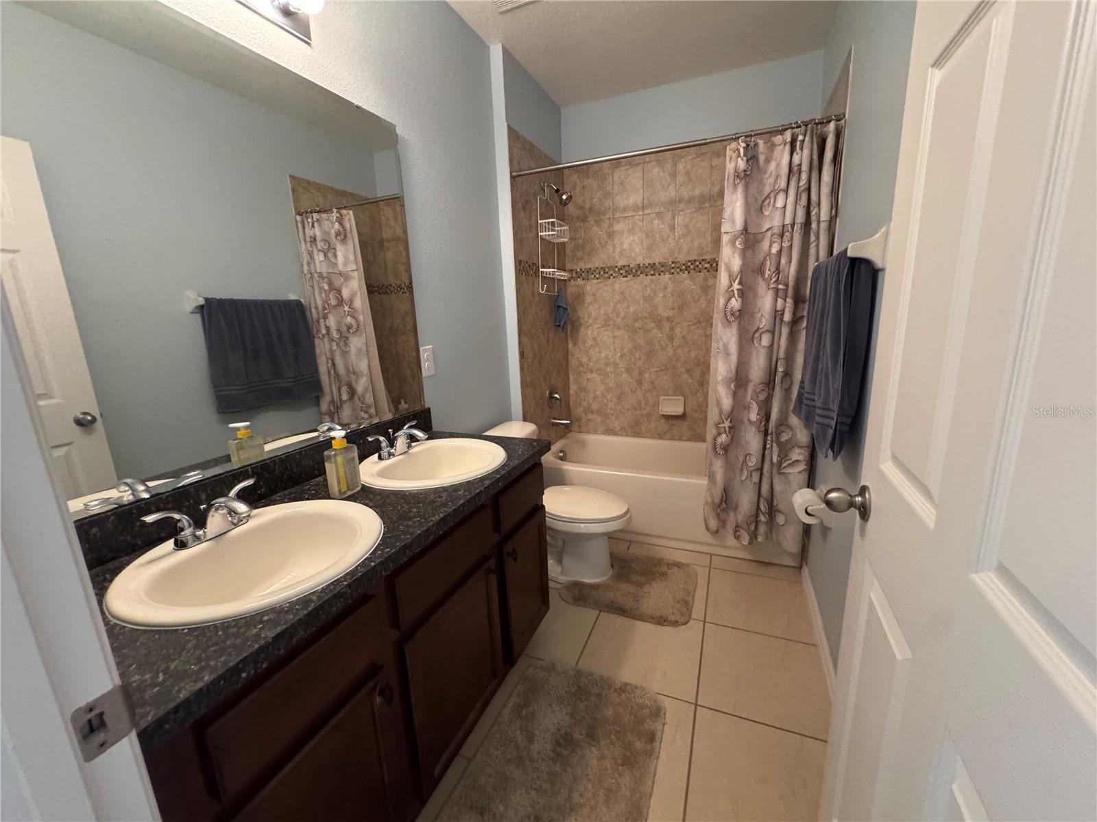 3711 BRIARWOOD ESTATES CIR