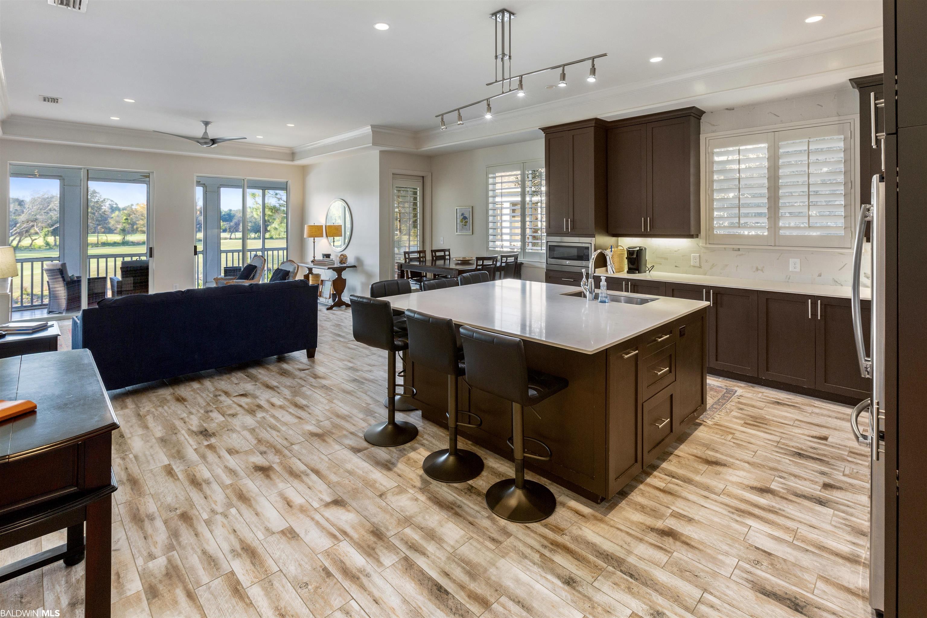 200 Peninsula Boulevard B204