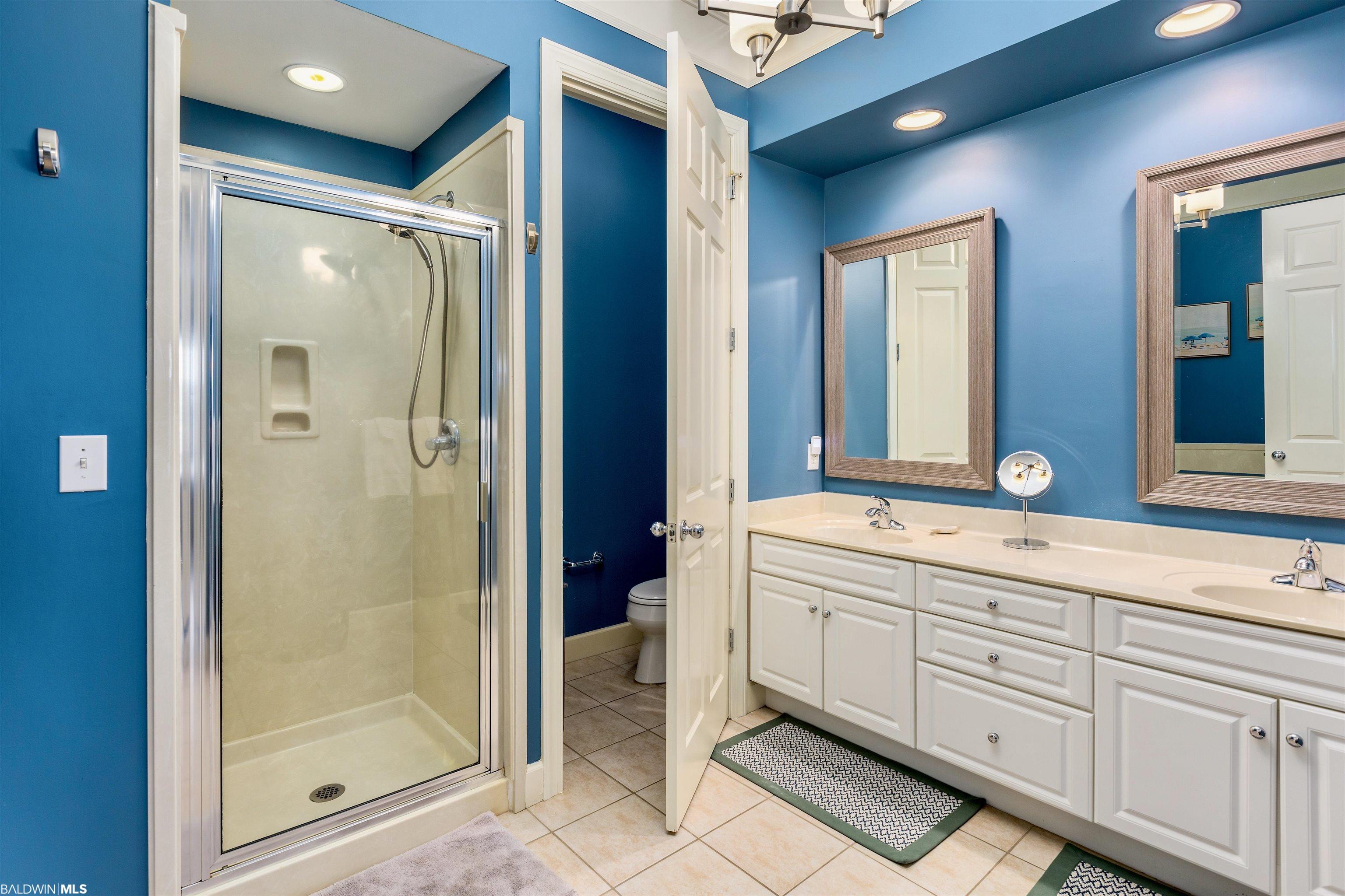 200 Peninsula Boulevard B204