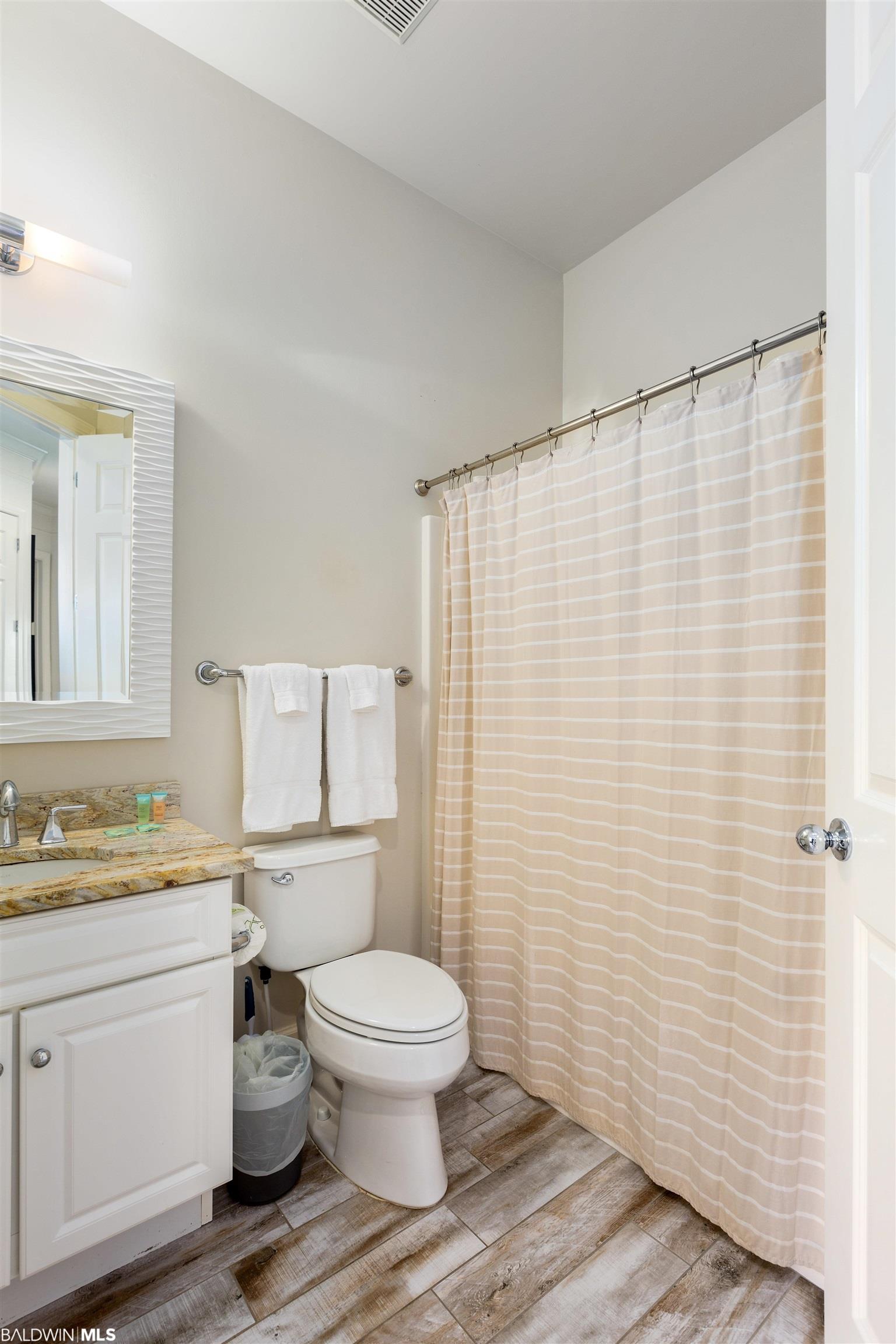 200 Peninsula Boulevard B204