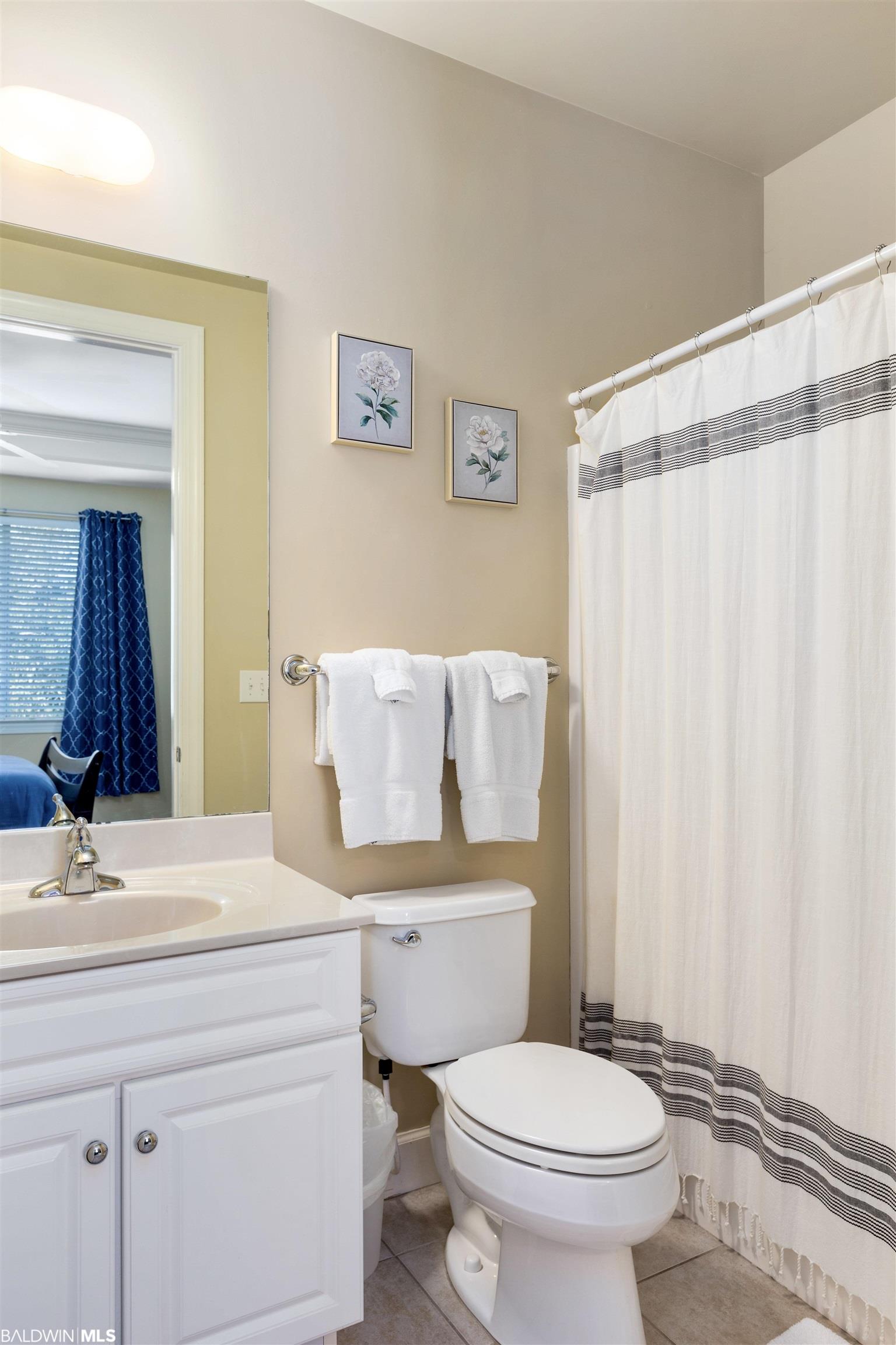 200 Peninsula Boulevard B204