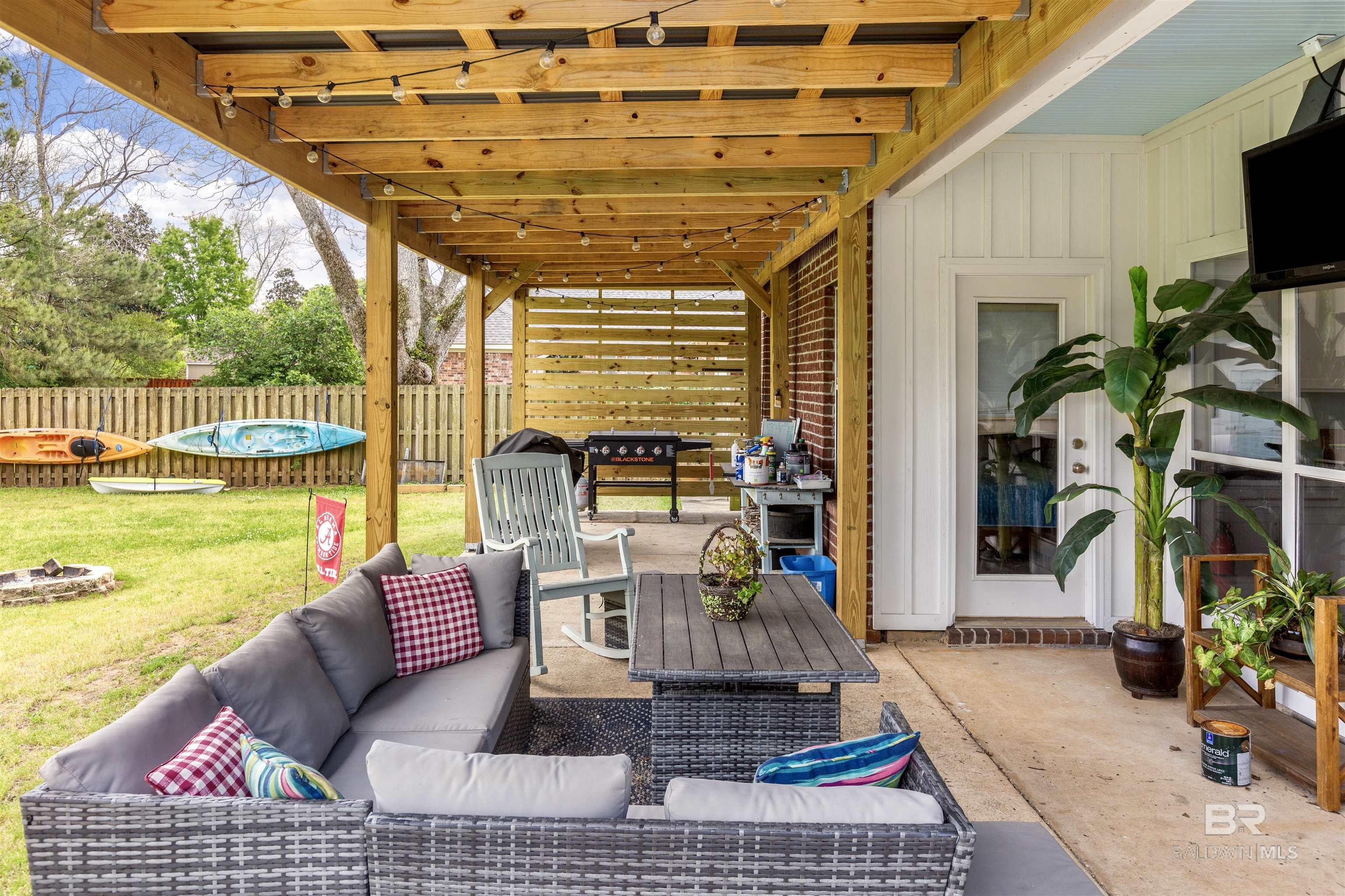 9068 Parliament Circle