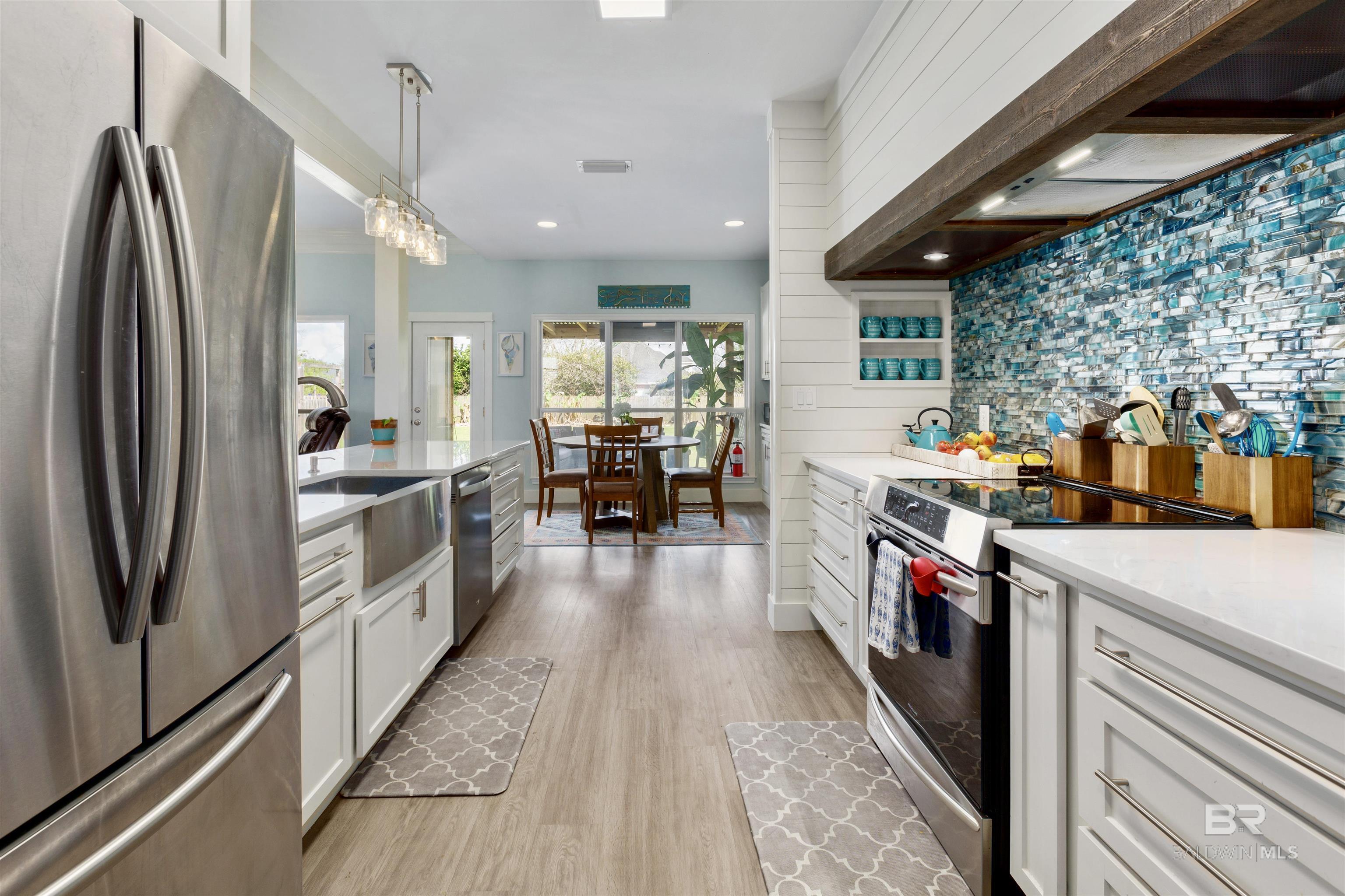 9068 Parliament Circle