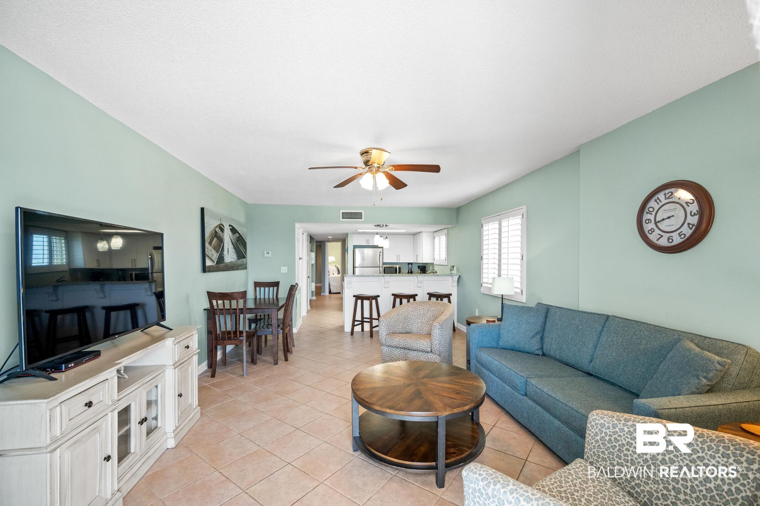 939 W Beach Boulevard 701