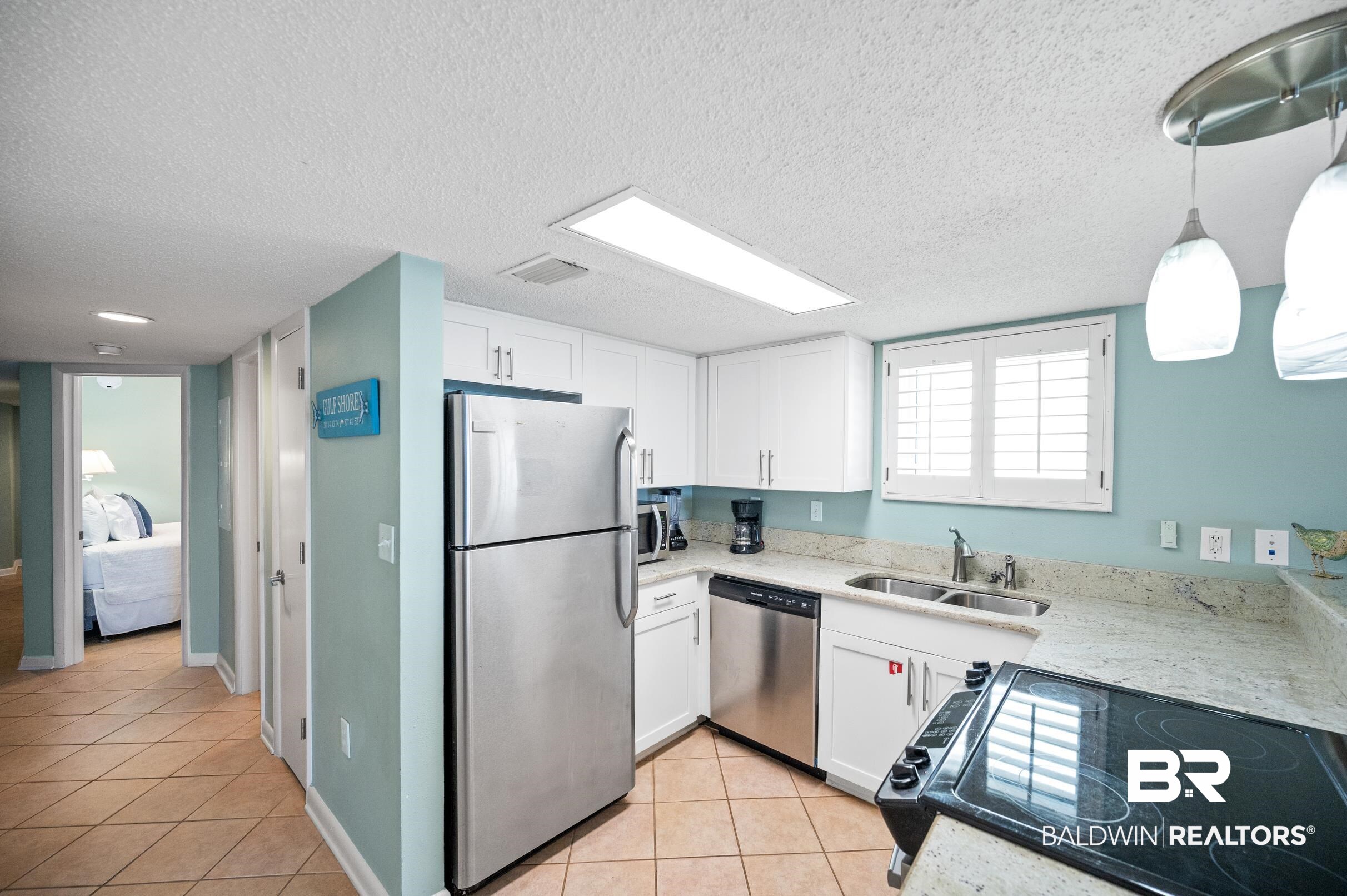 939 W Beach Boulevard 701