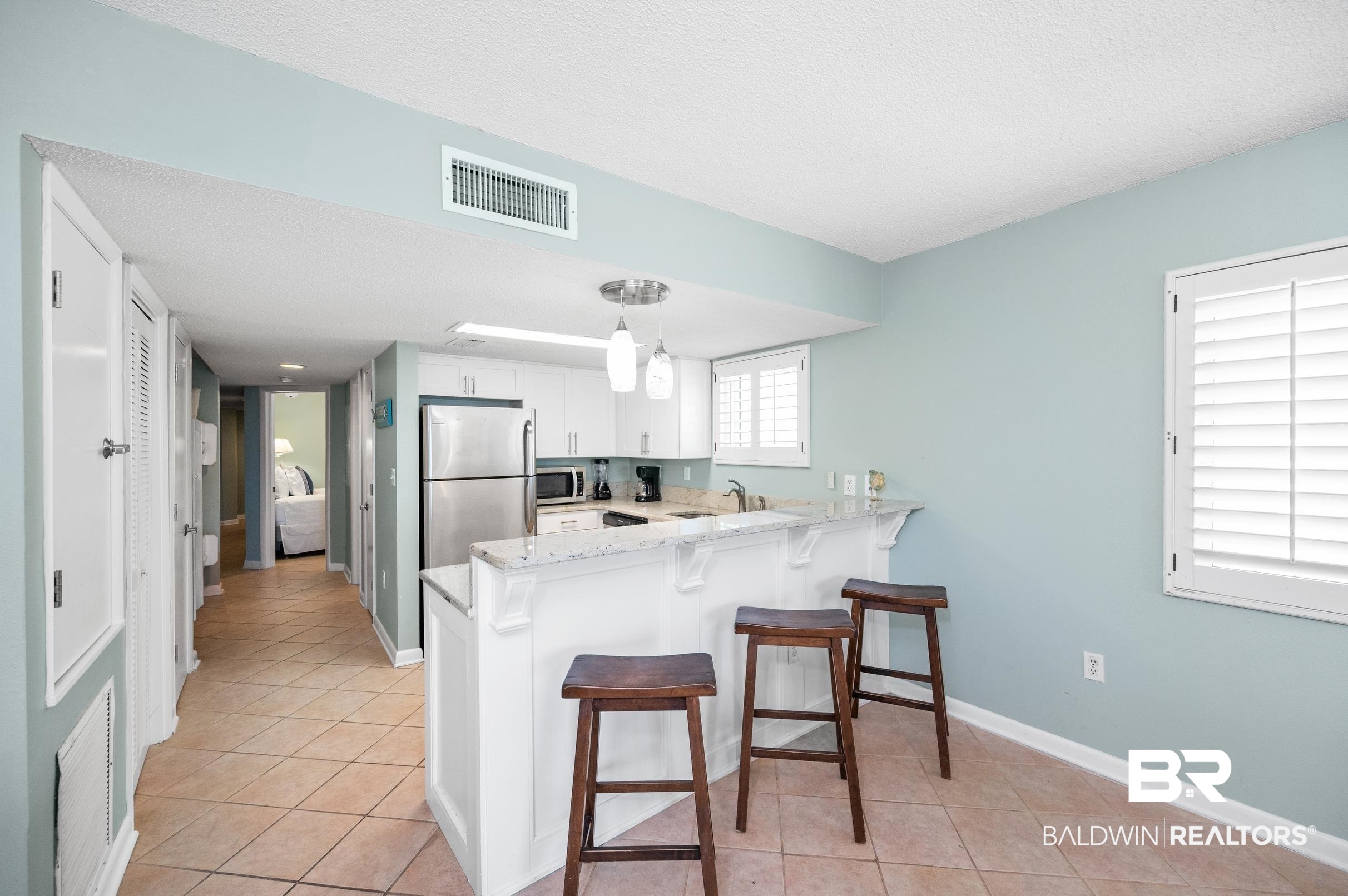 939 W Beach Boulevard 701