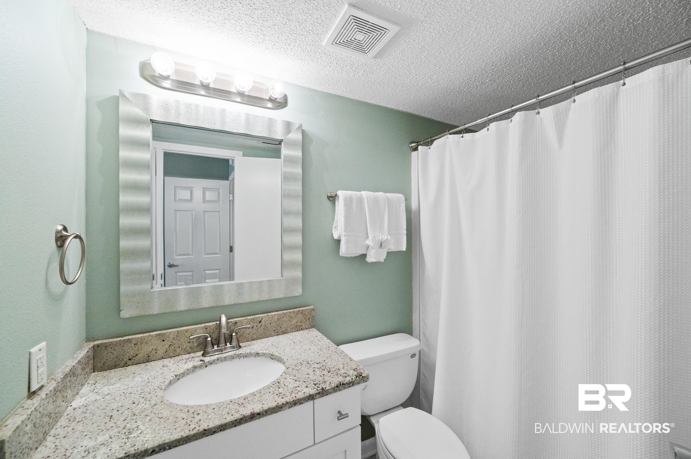 939 W Beach Boulevard 701