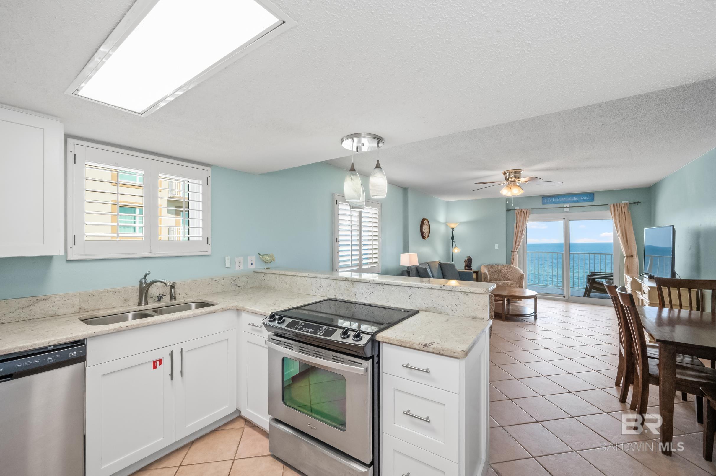 939 W Beach Boulevard 701