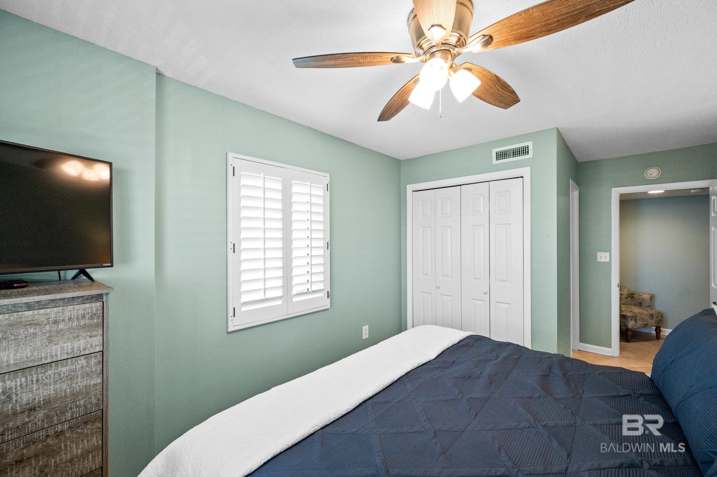 939 W Beach Boulevard 701