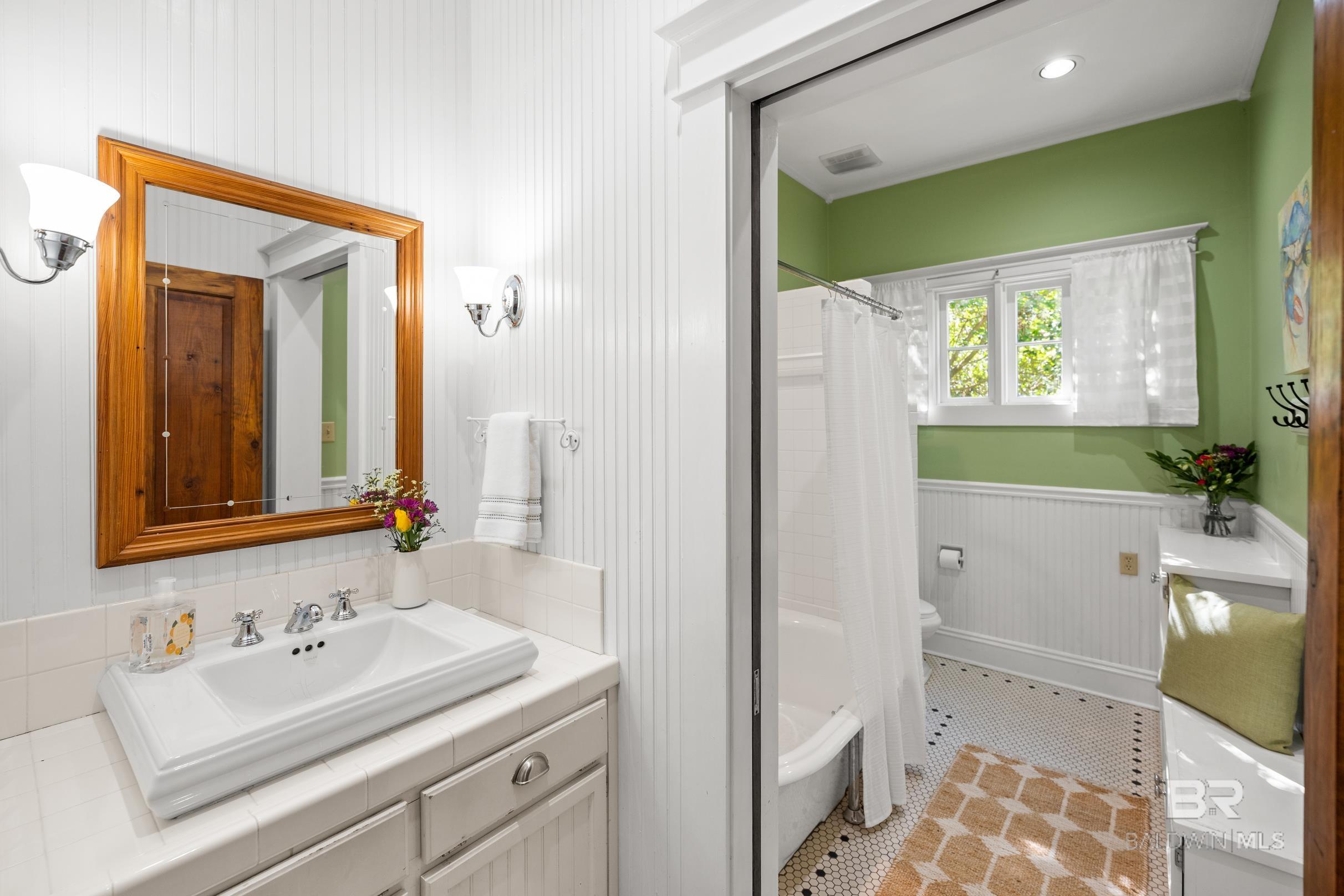 5480 & 5490 Battles Road