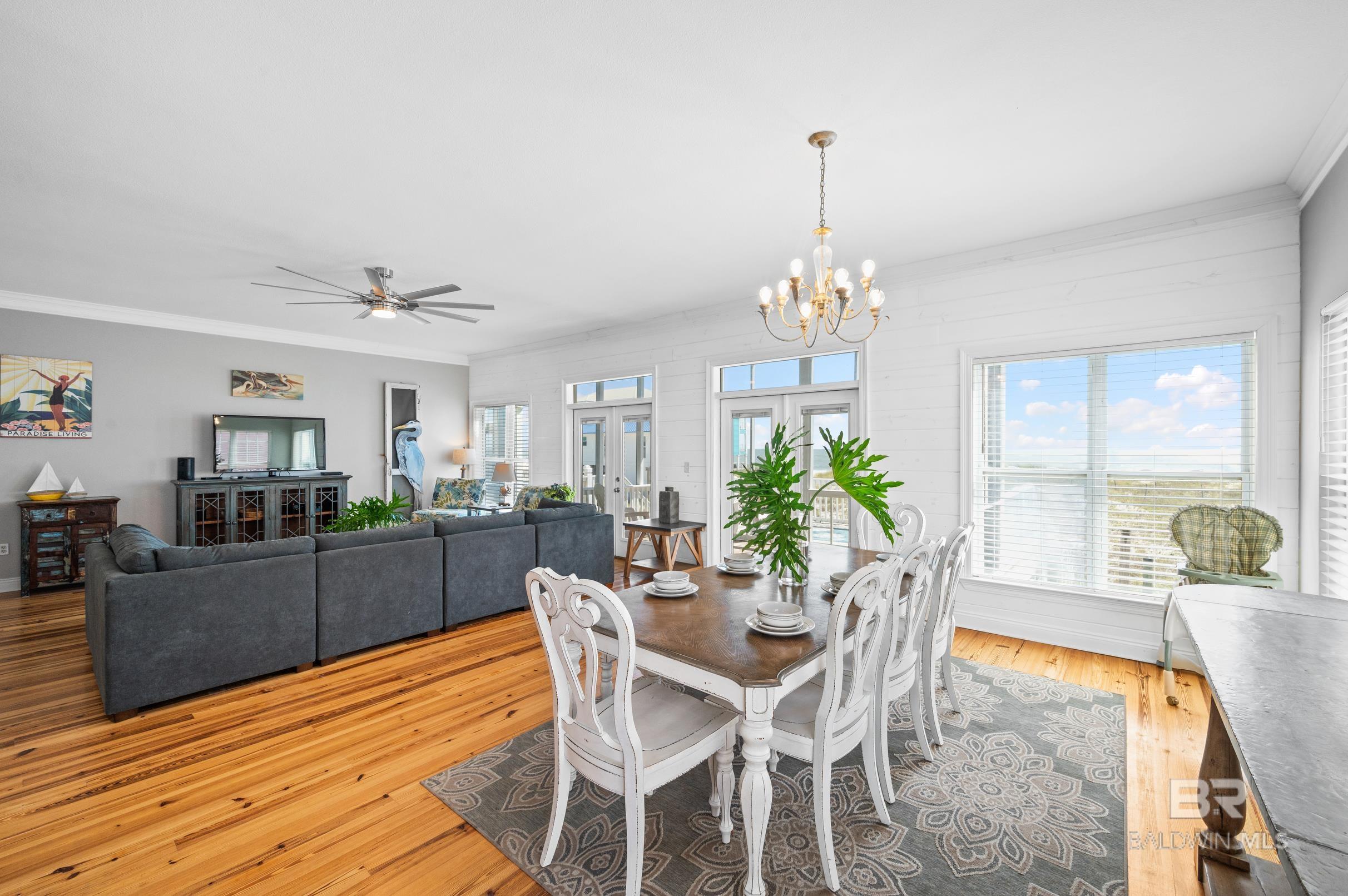 334 S Breakers Lane West