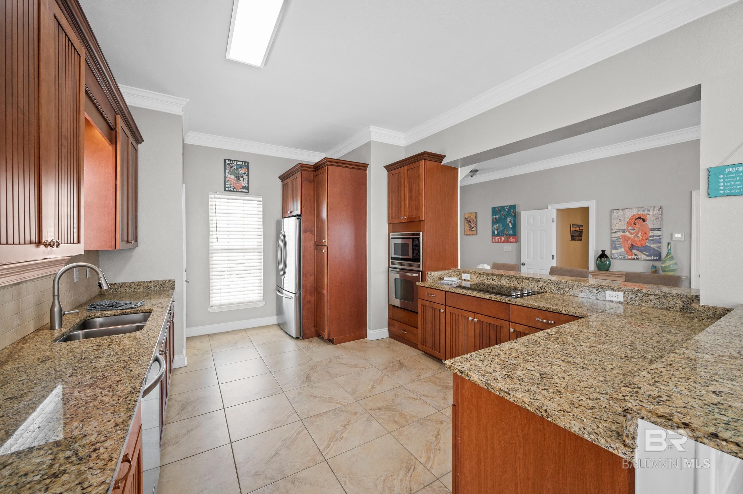 334 S Breakers Lane West