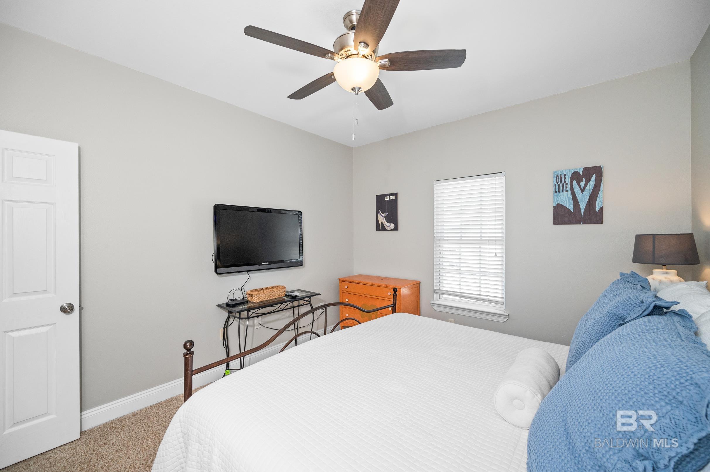 334 S Breakers Lane West