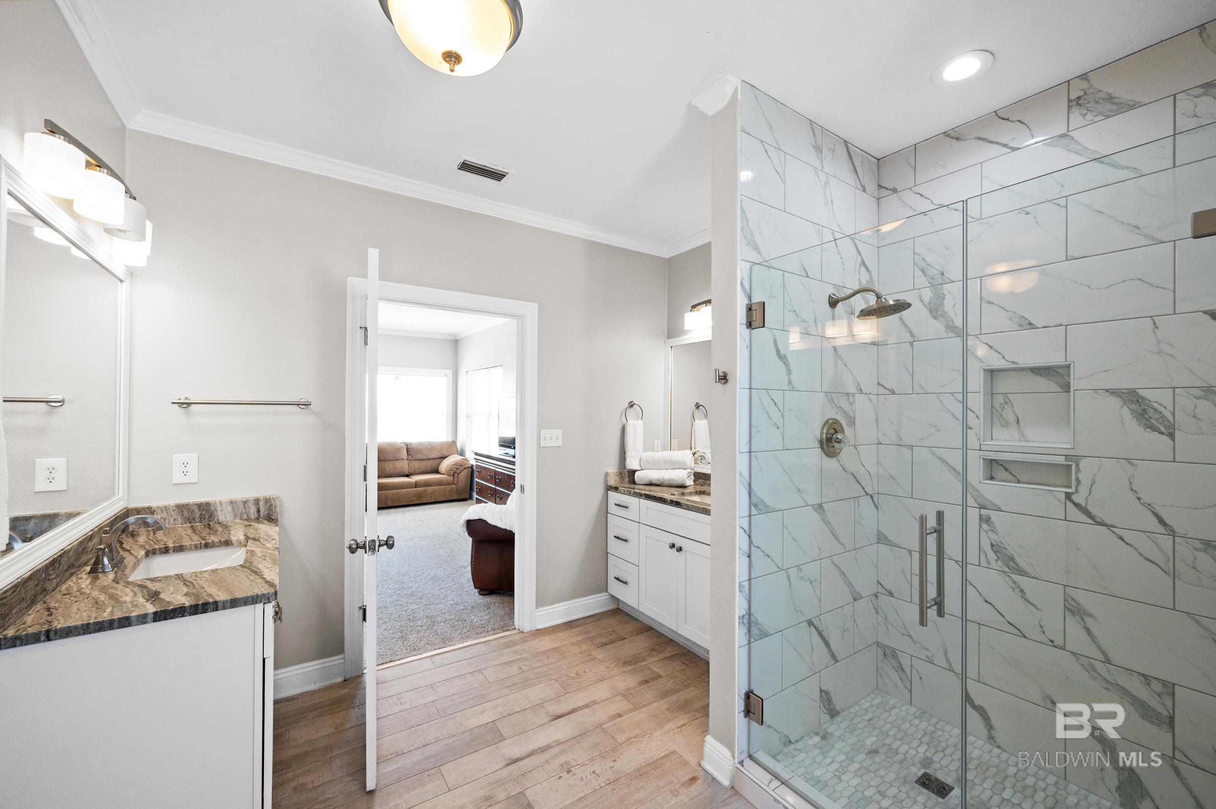 334 S Breakers Lane West