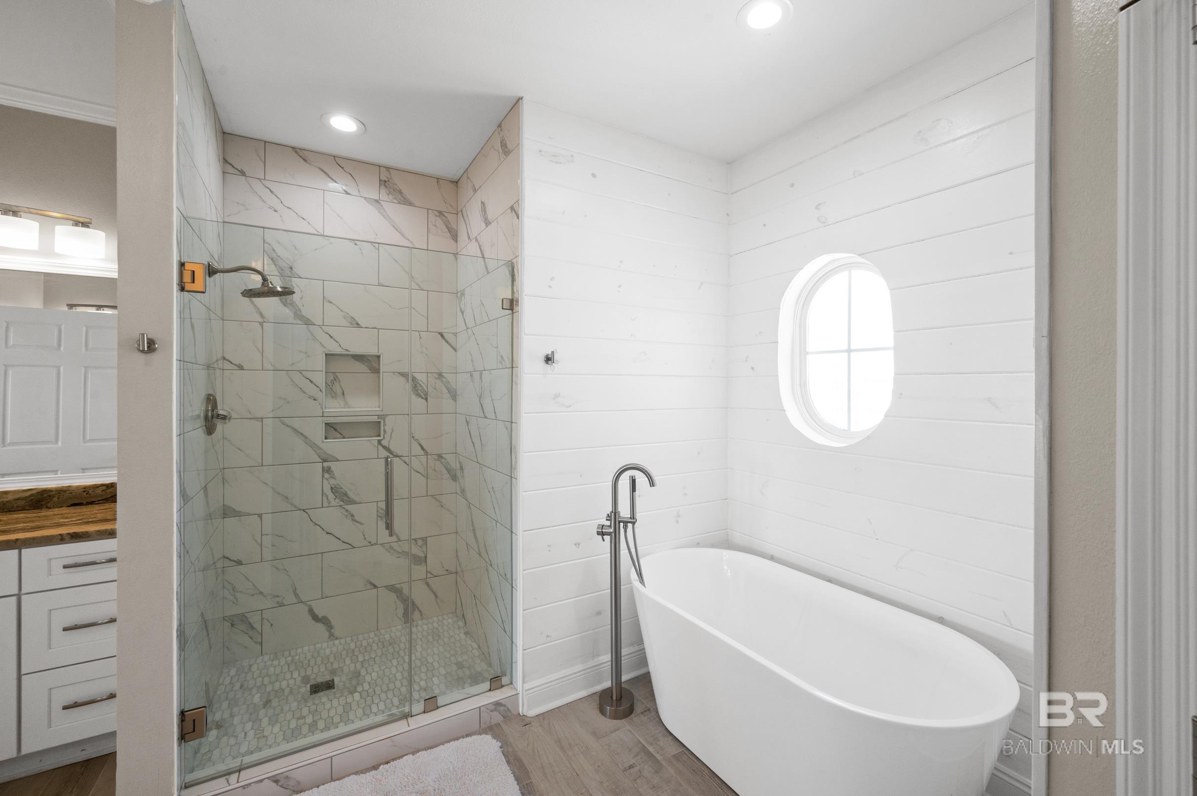 334 S Breakers Lane West