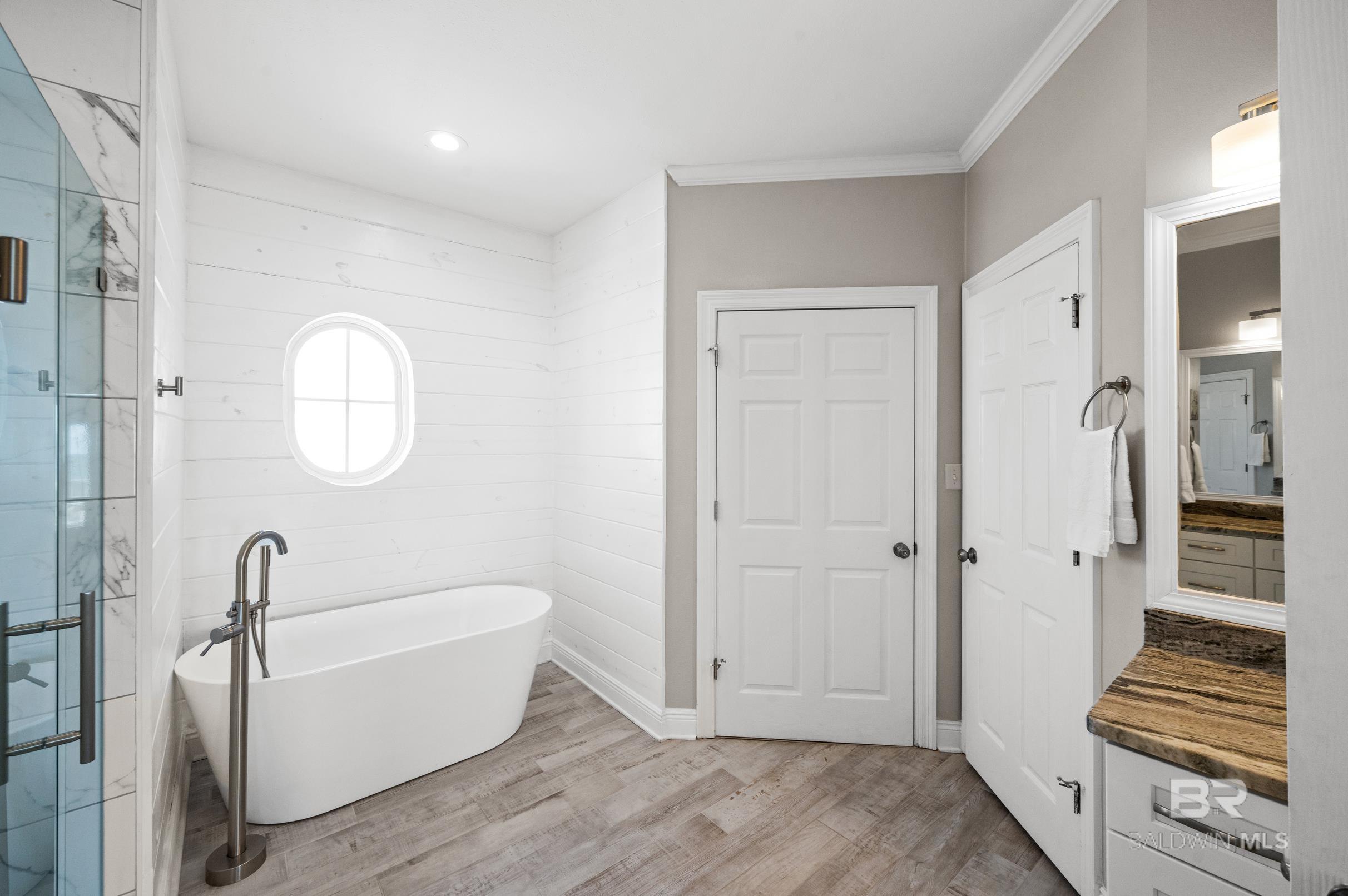 334 S Breakers Lane West