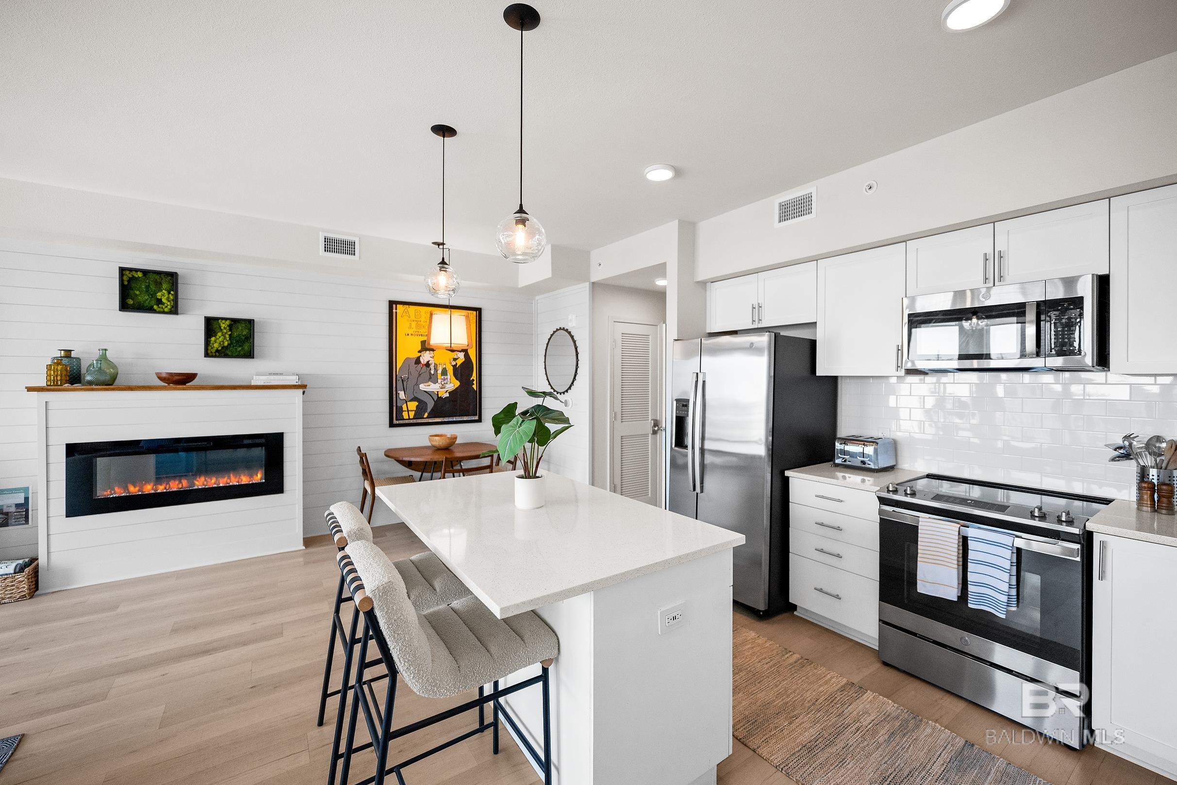 903 W Beach Boulevard 210