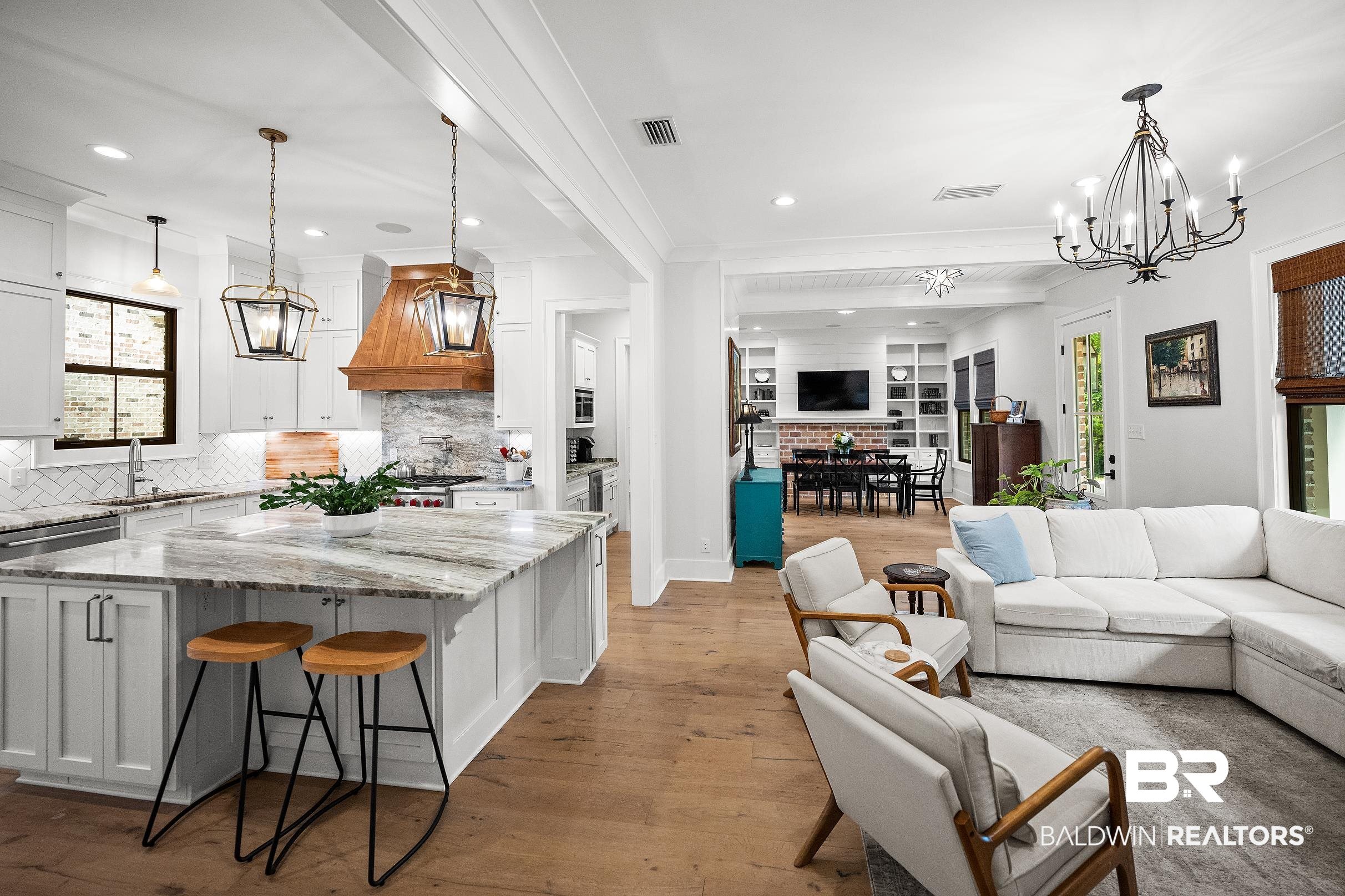 152 Pinecrest Lane