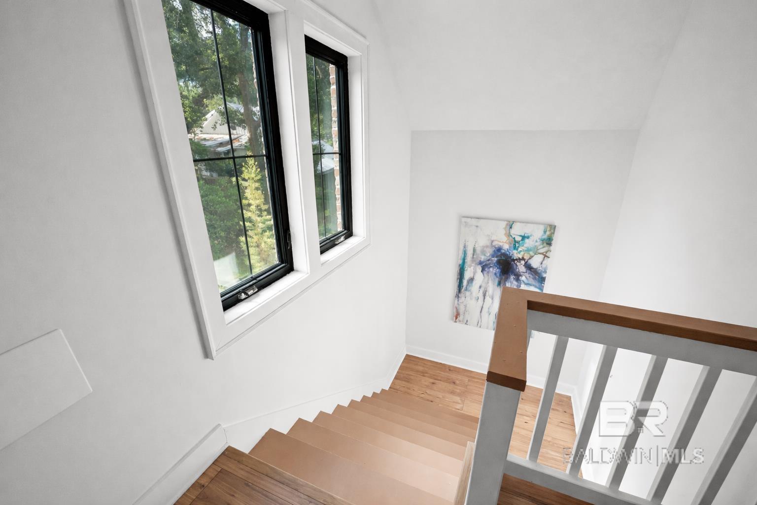 152 Pinecrest Lane