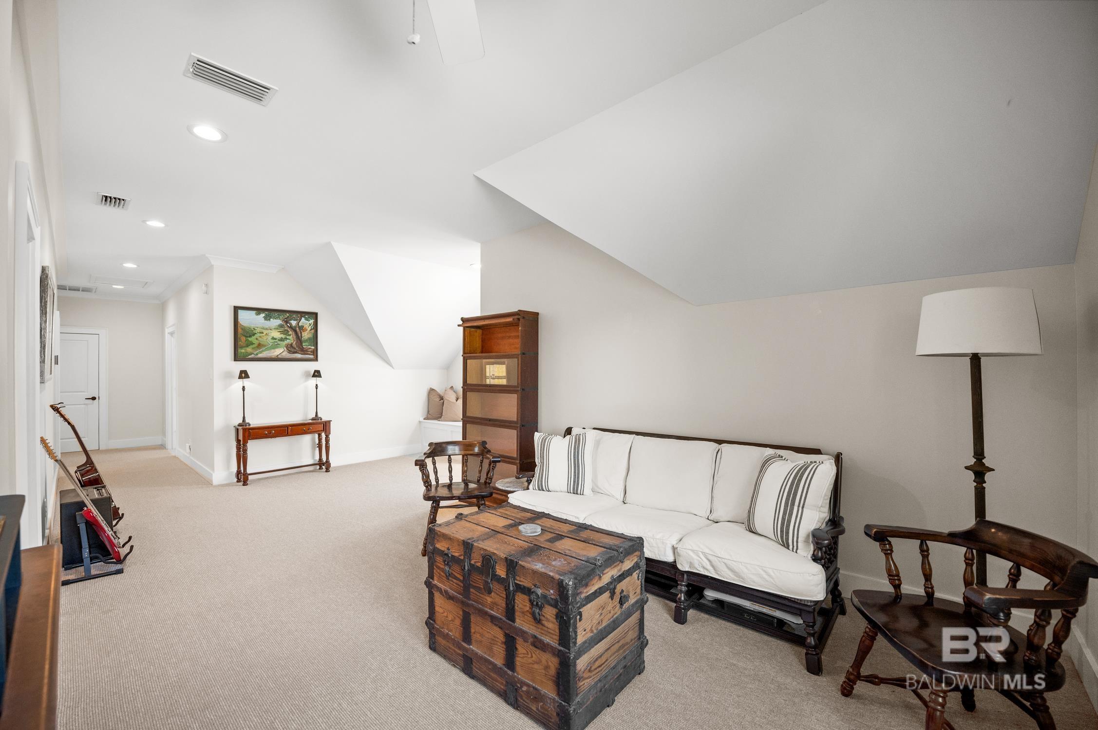 152 Pinecrest Lane