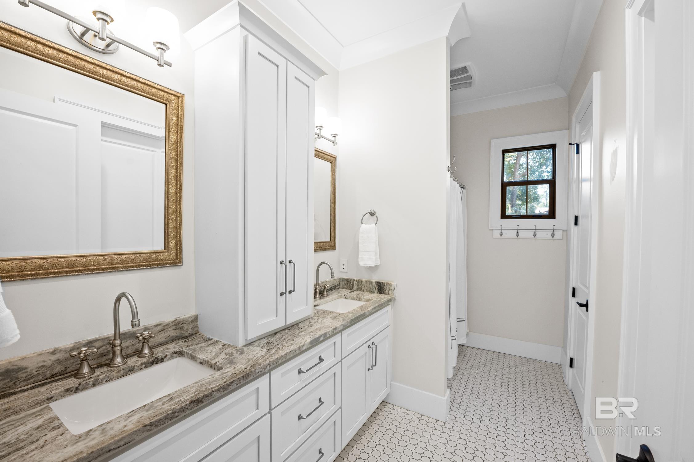 152 Pinecrest Lane