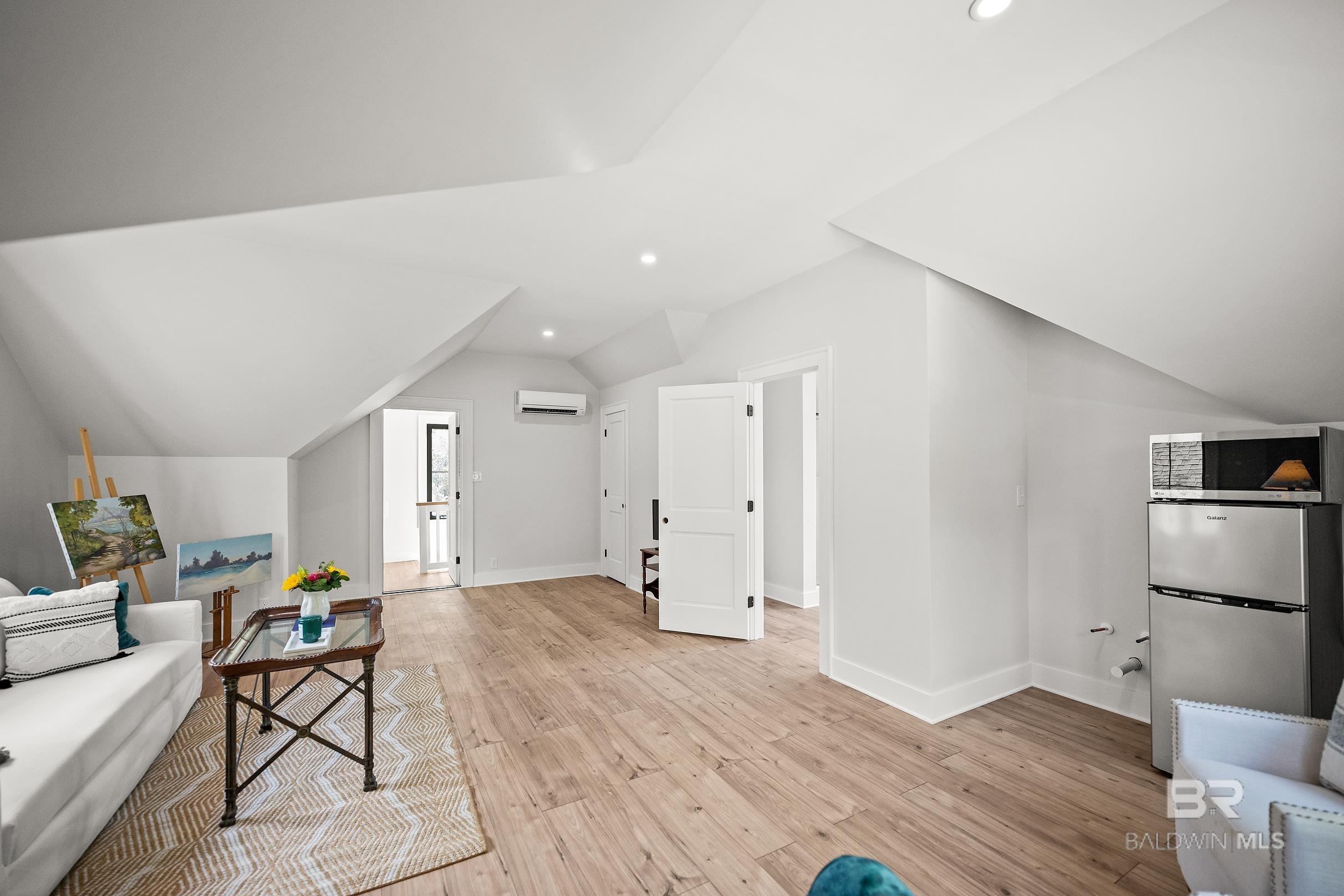 152 Pinecrest Lane