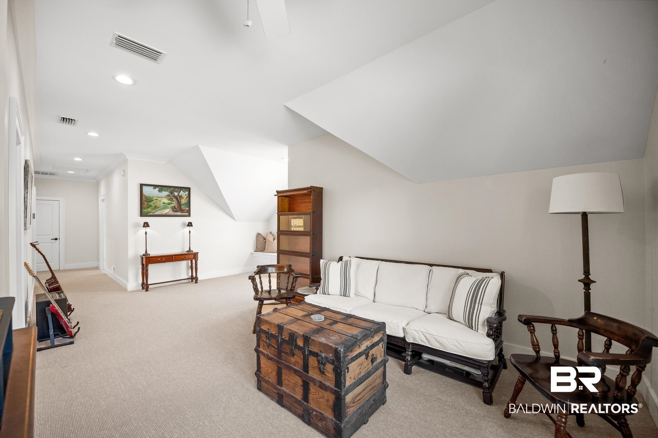 152 Pinecrest Lane