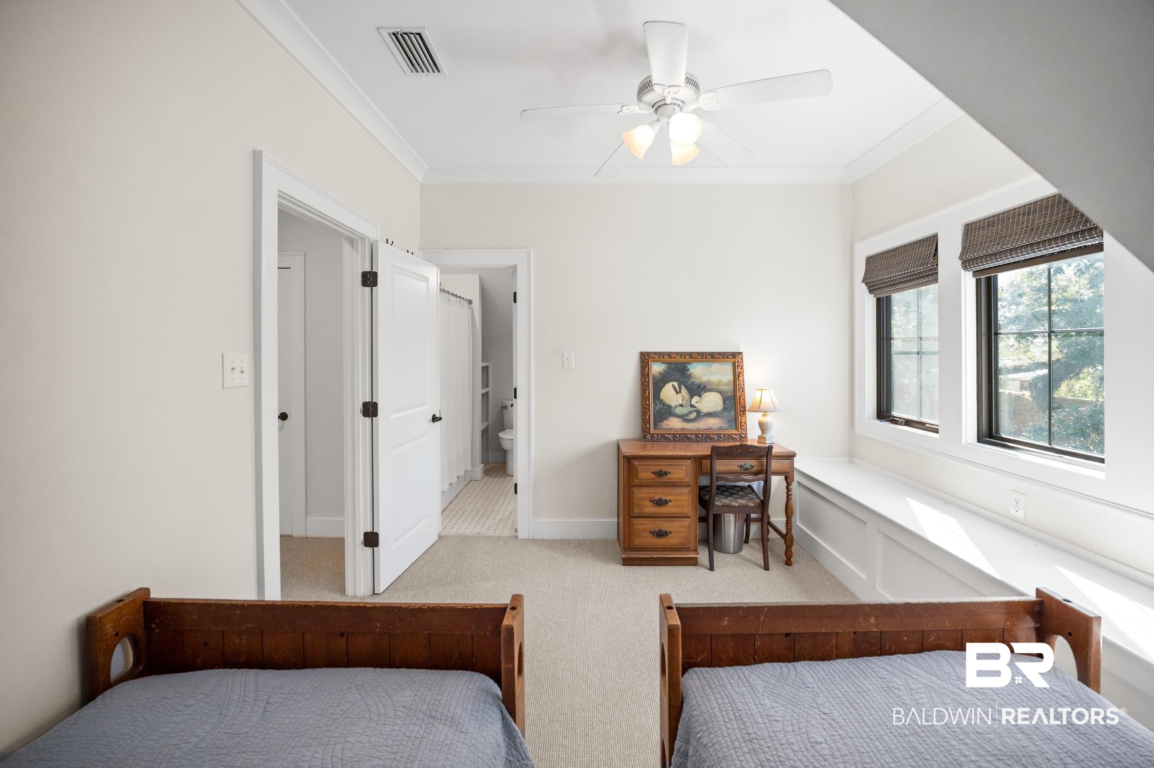 152 Pinecrest Lane